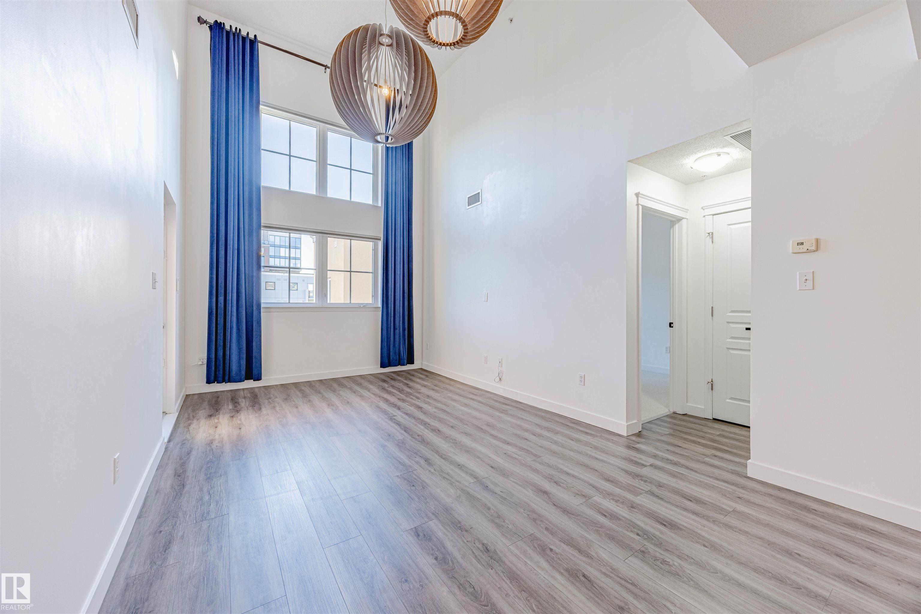 Photo 5 at 609 - 10333 112 Street NW, Wîhkwêntôwin, Edmonton