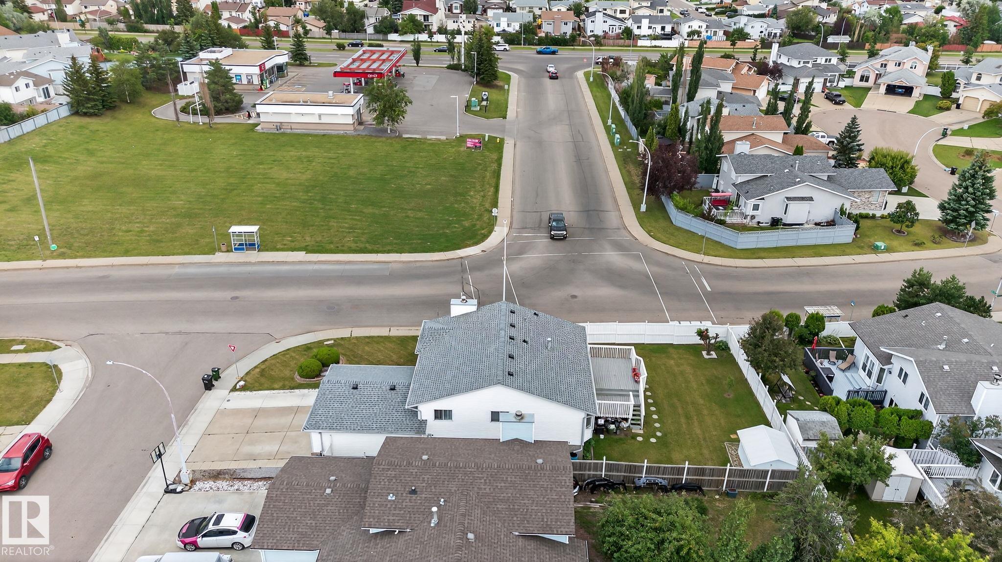 Photo 5 at 15404 73 Street NW, Ozerna, Edmonton