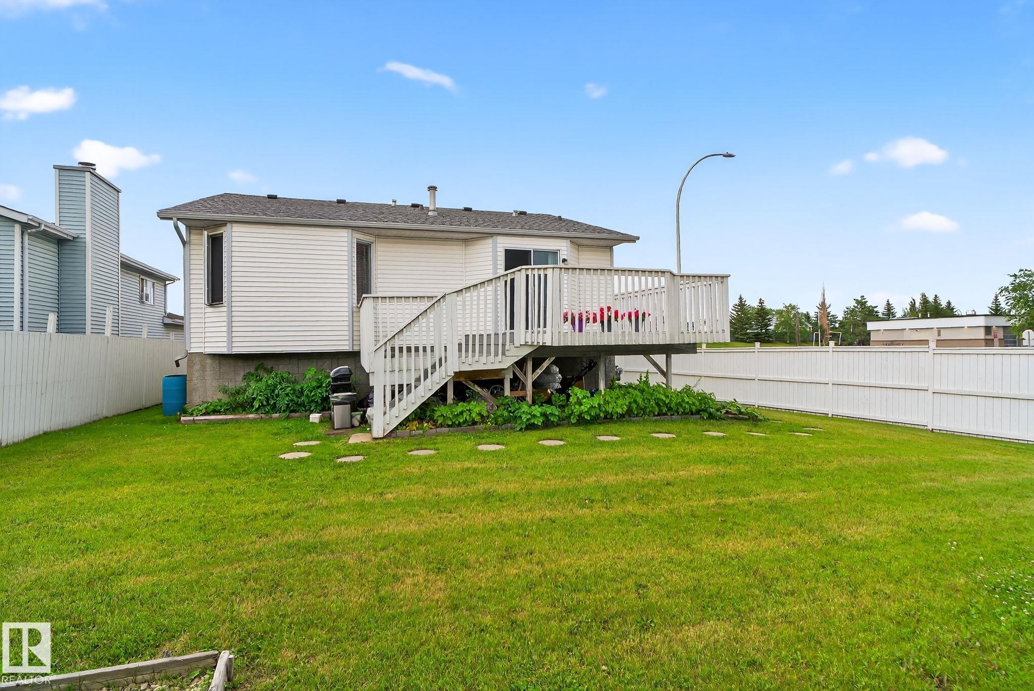 Photo 6 at 15404 73 Street NW, Ozerna, Edmonton