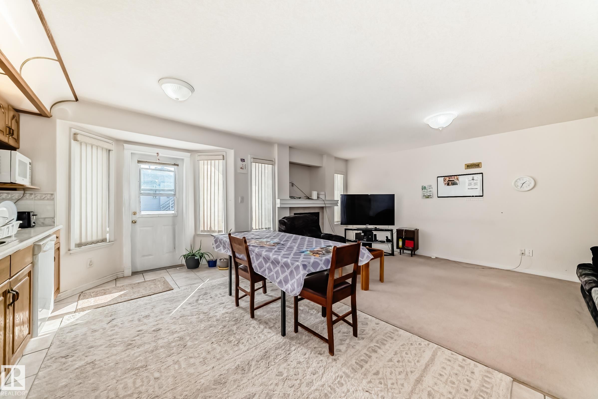 Photo 12 at 3135 34b Avenue NW, Wild Rose, Edmonton