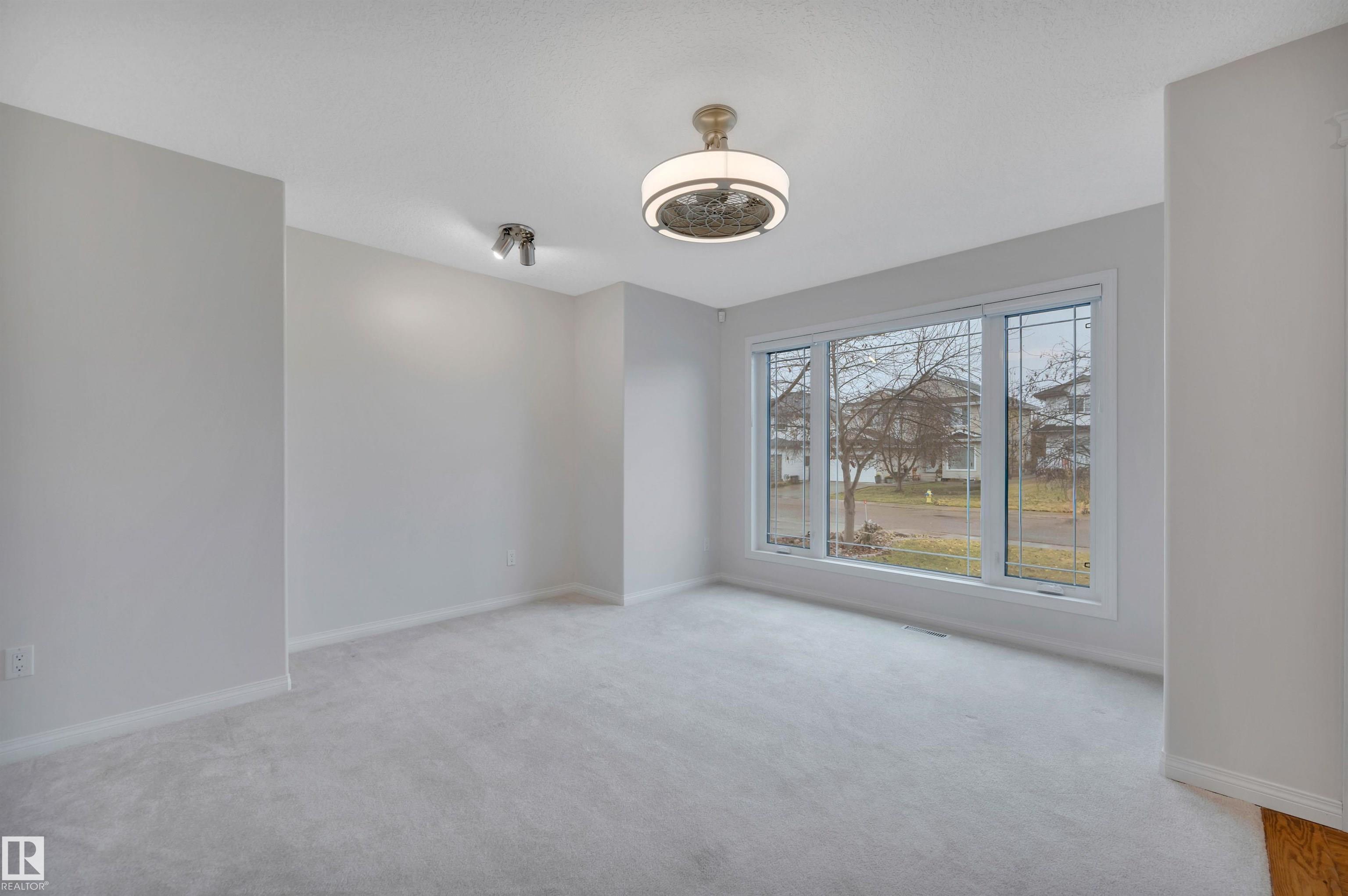 Photo 10 at 1330 118a Street NW, Twin Brooks, Edmonton