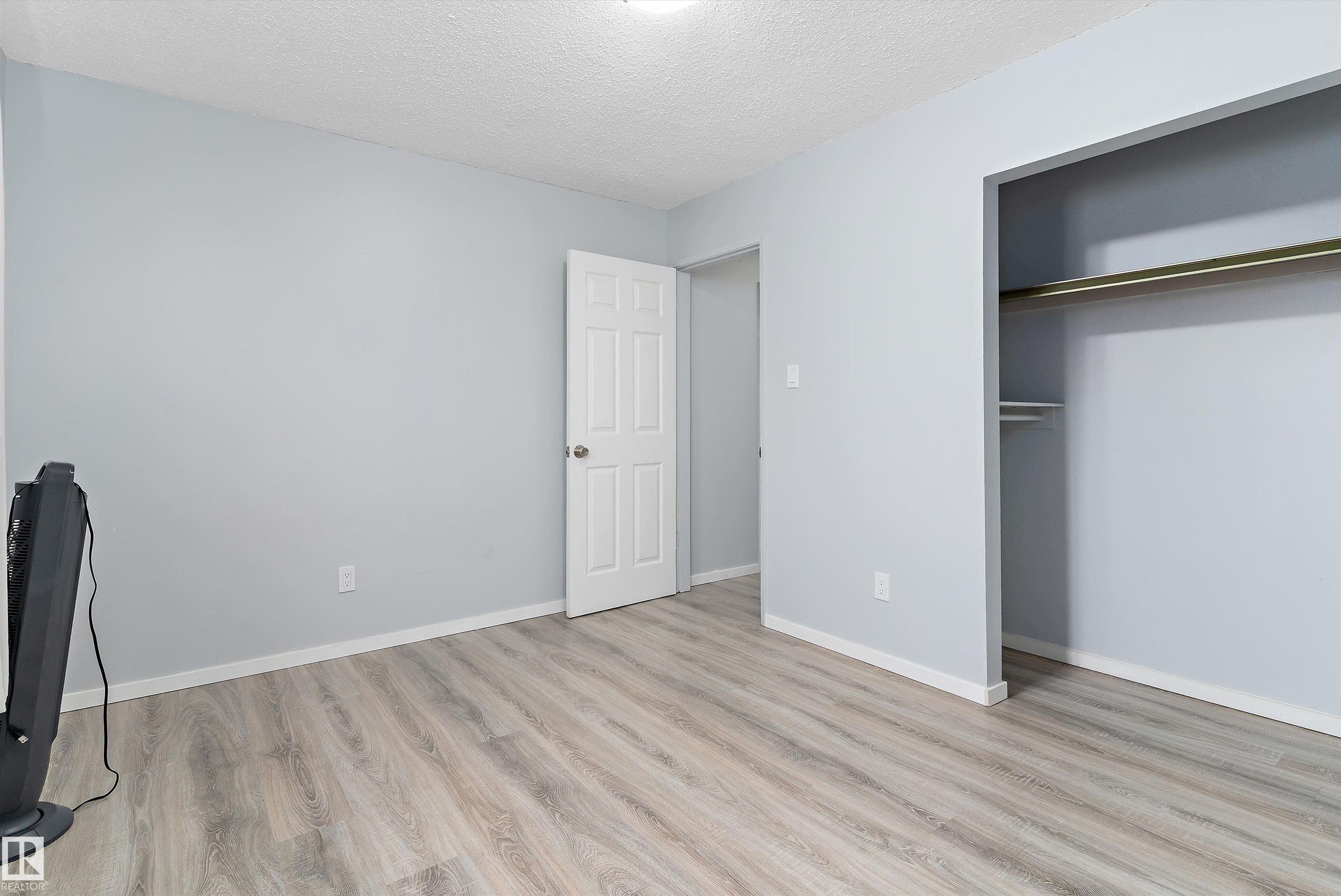 Photo 13 at 3214 71 Street NW, Kameyosek, Edmonton