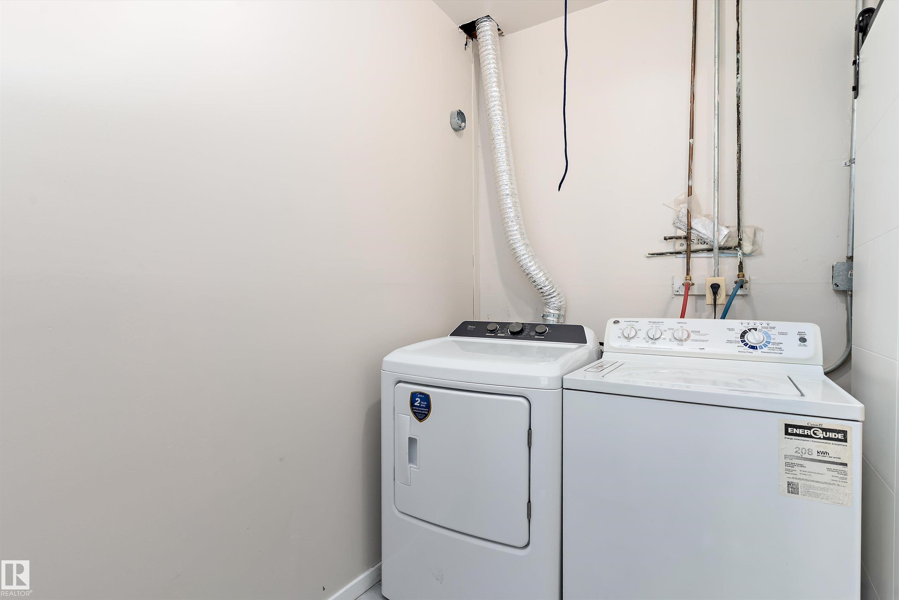 Photo 29 at 3214 71 Street NW, Kameyosek, Edmonton