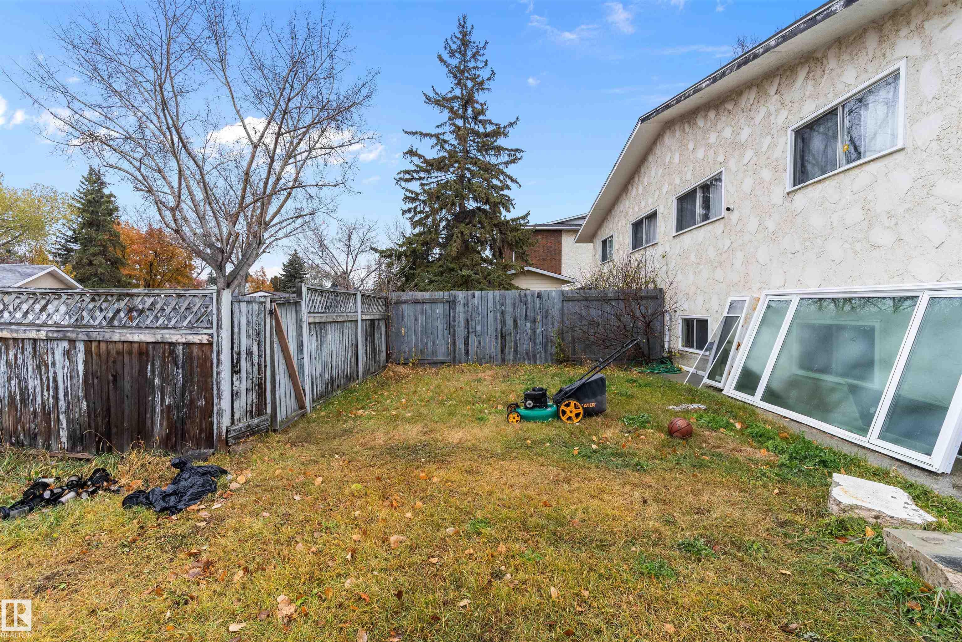 Photo 33 at 3214 71 Street NW, Kameyosek, Edmonton