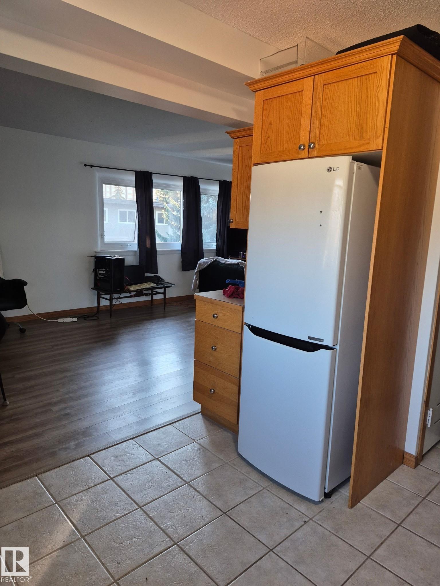 Picture for #9 6920 101 AV NW