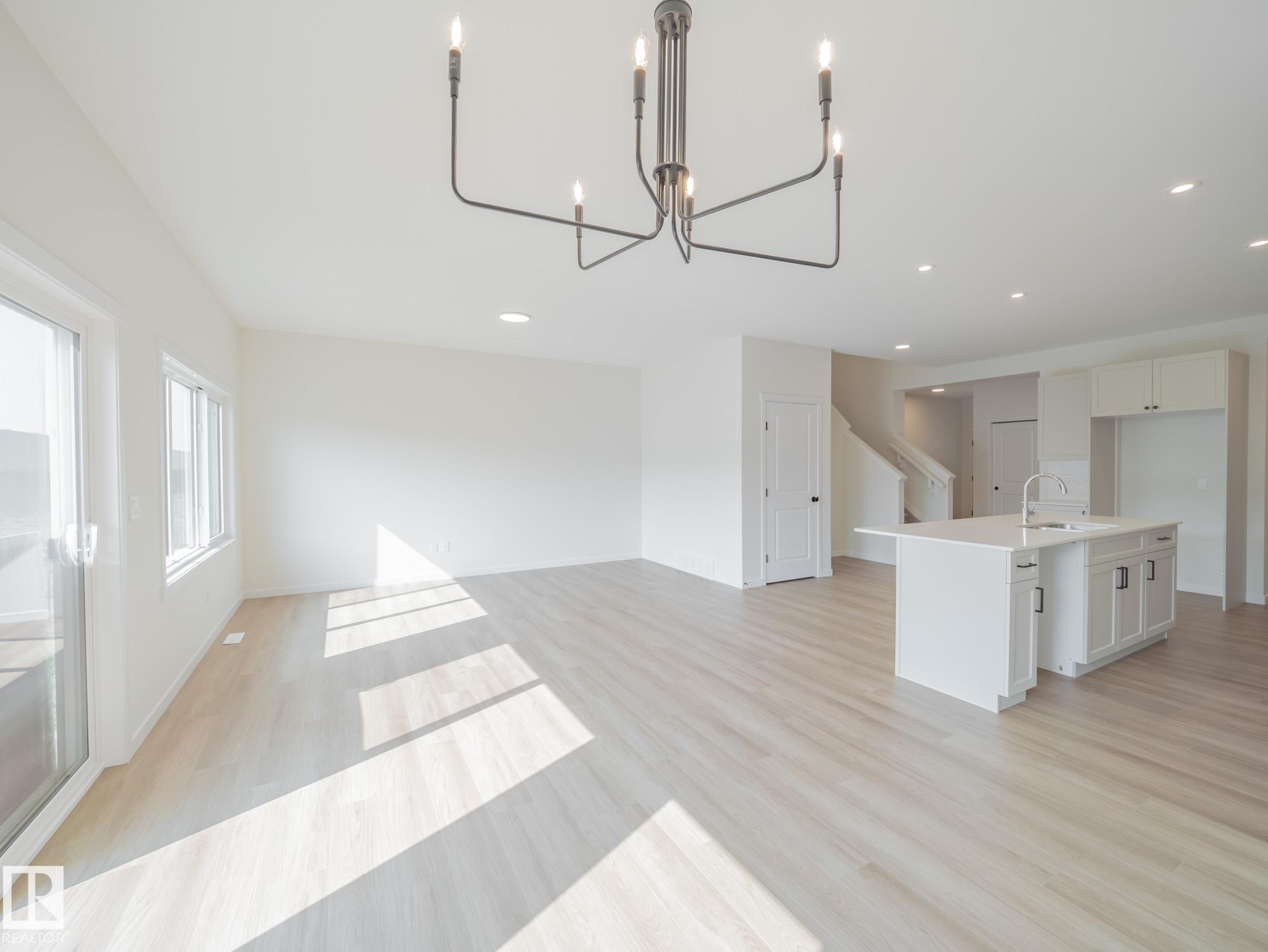 Photo 18 at 20719 24 Avenue NW, The Uplands, Edmonton