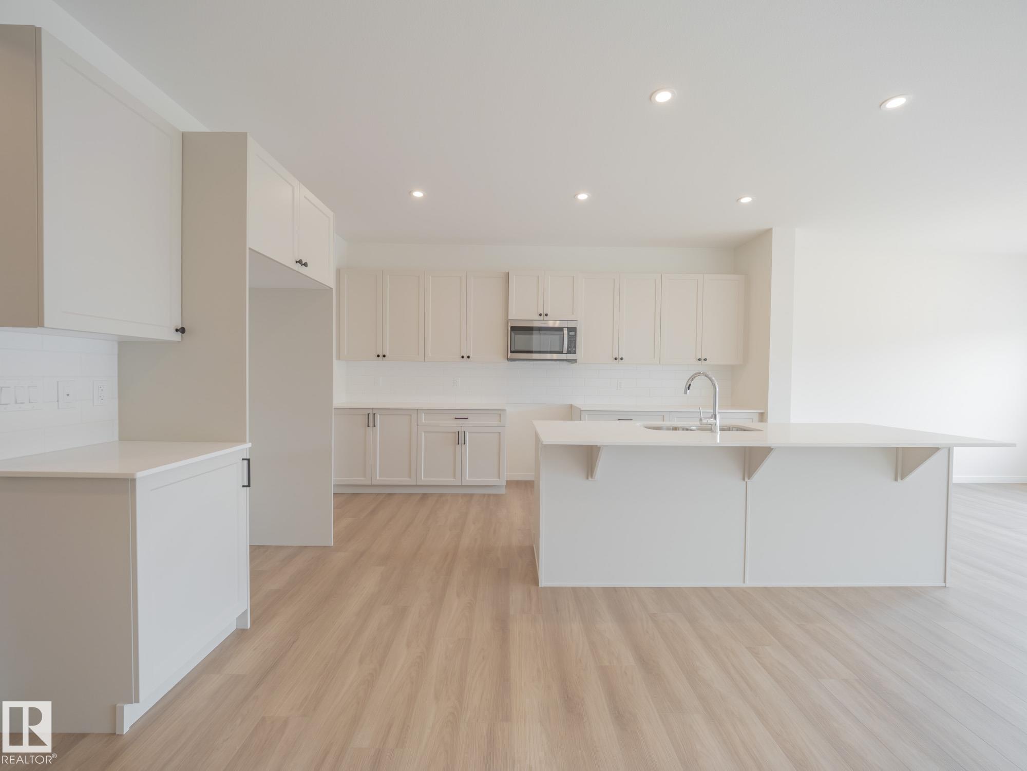 Photo 10 at 20719 24 Avenue NW, The Uplands, Edmonton