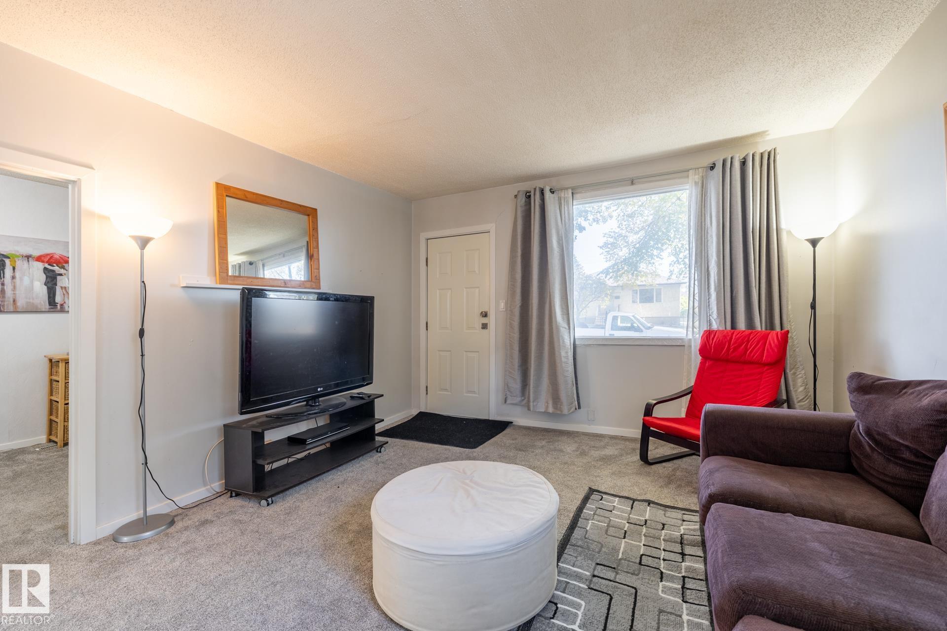 Photo 15 at 13126 64 Street NW, Belvedere, Edmonton