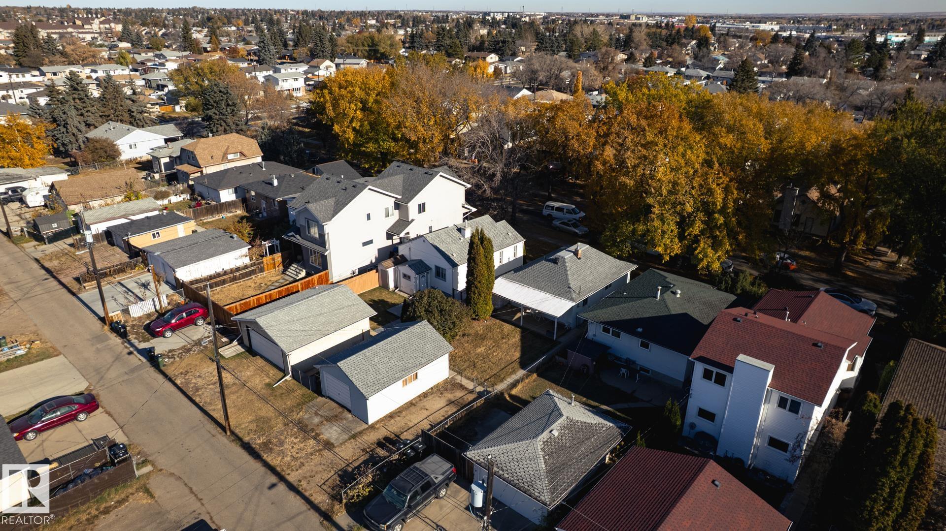 Photo 8 at 13126 64 Street NW, Belvedere, Edmonton