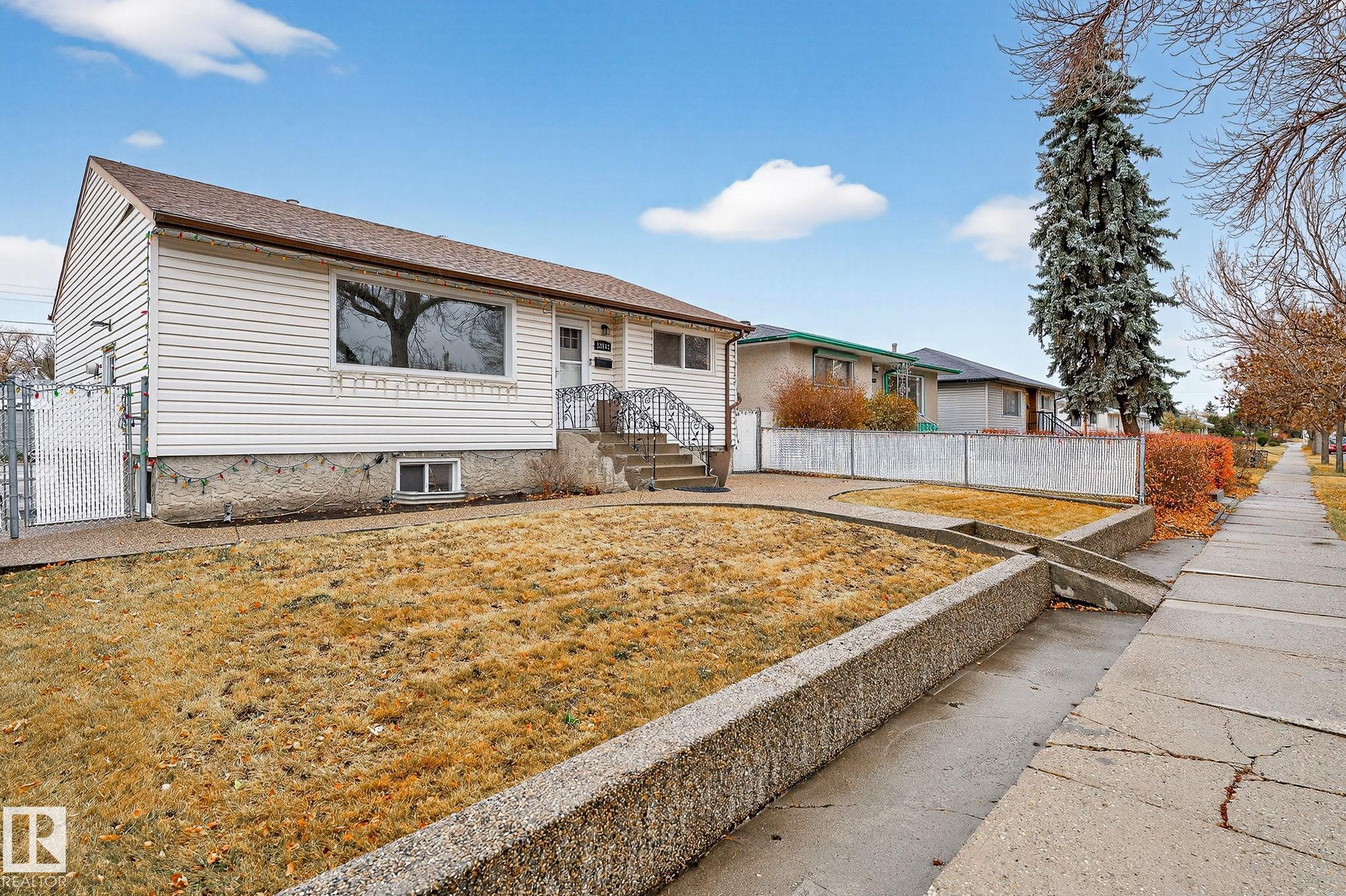 Photo 2 at 13108 62 Street NW, Belvedere, Edmonton