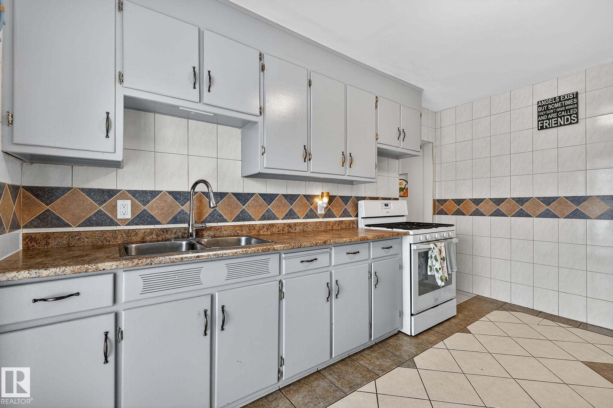 Photo 15 at 13108 62 Street NW, Belvedere, Edmonton