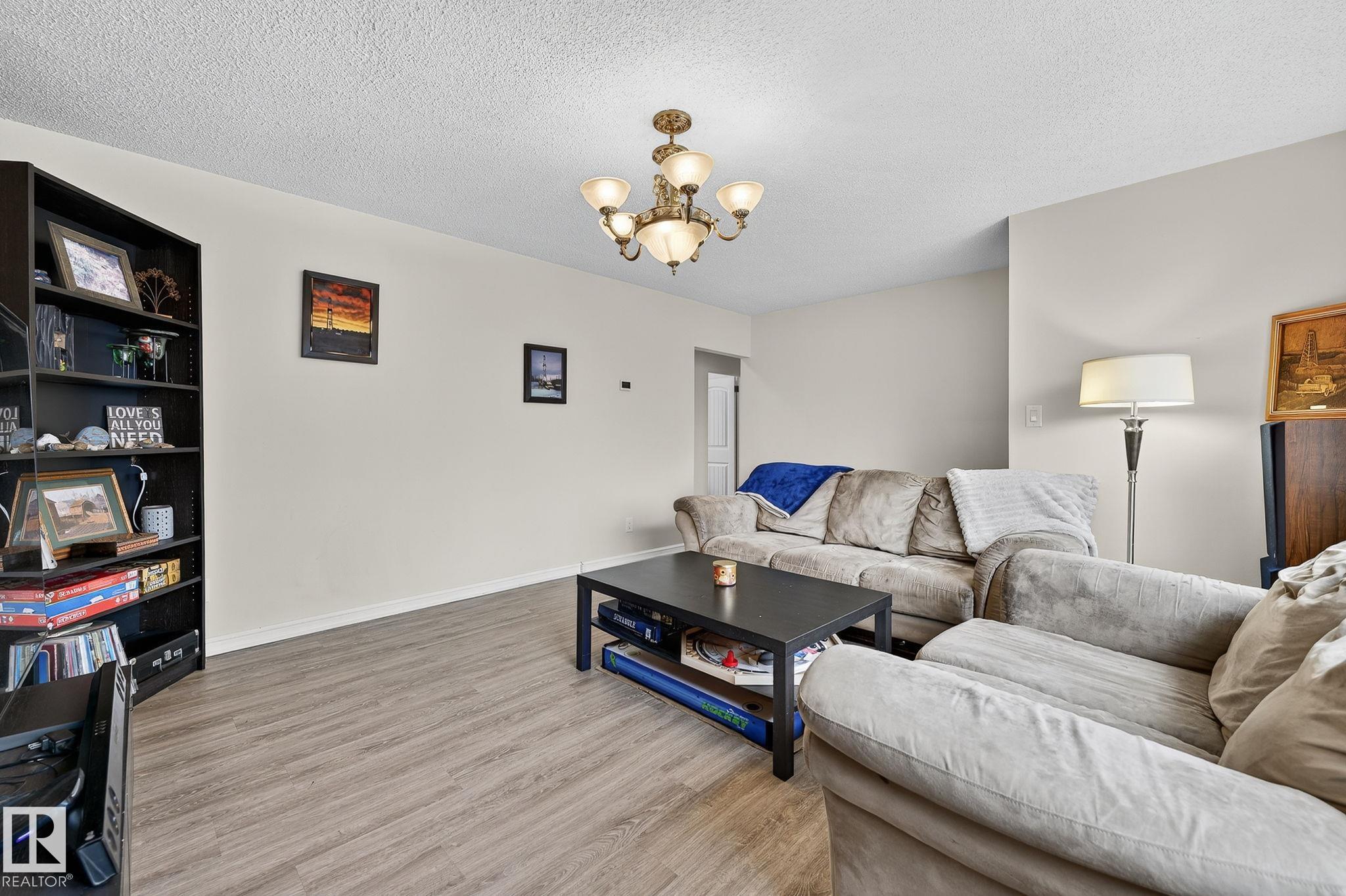 Photo 7 at 13108 62 Street NW, Belvedere, Edmonton