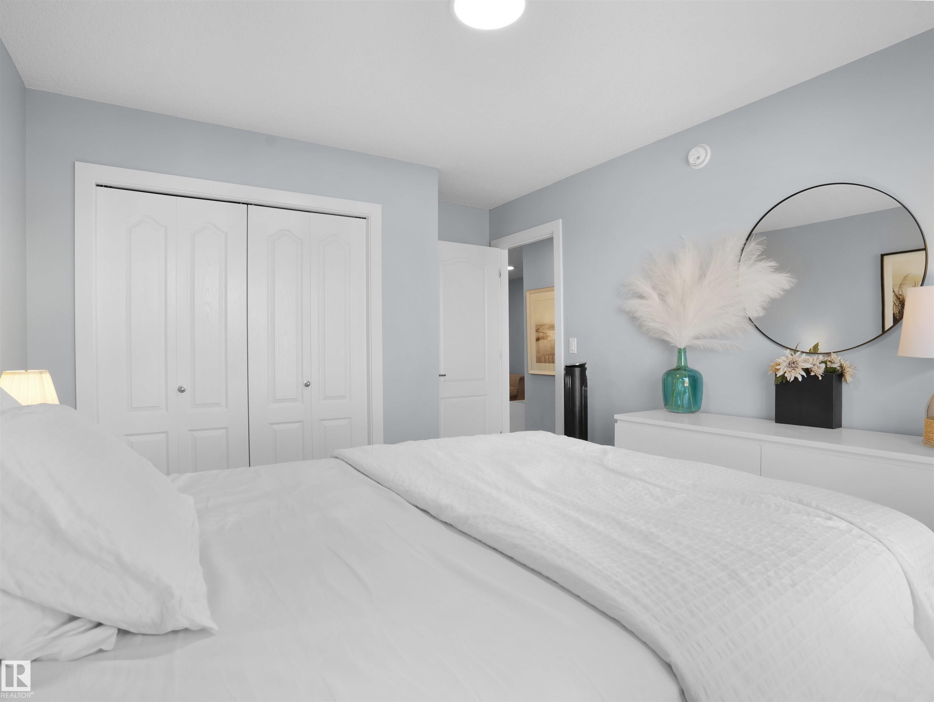 Photo 34 at 207 41 Avenue NW, Maple Crest, Edmonton