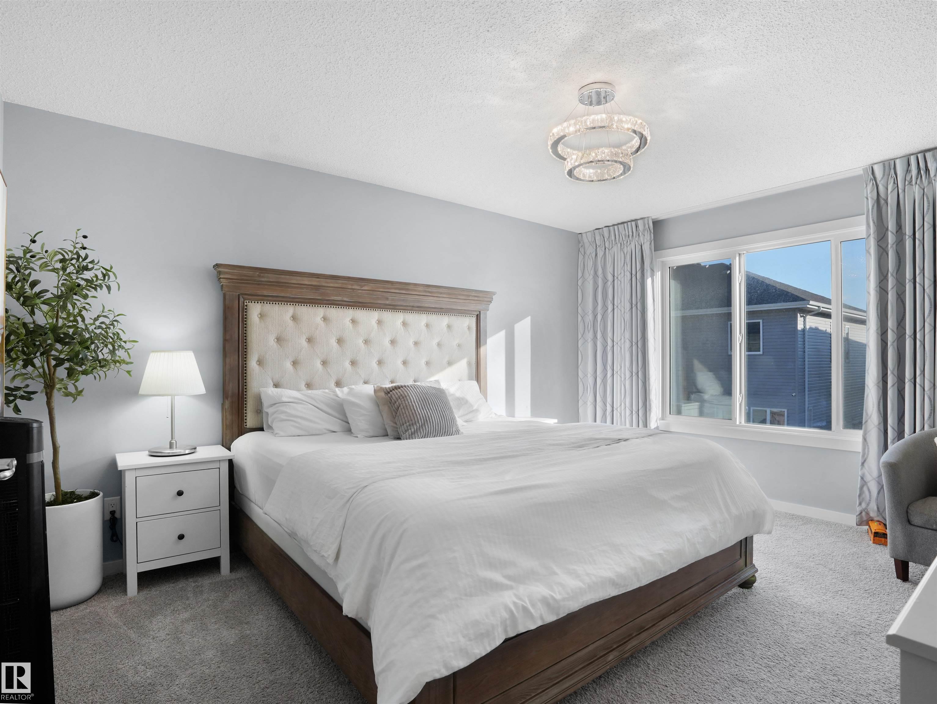 Photo 38 at 207 41 Avenue NW, Maple Crest, Edmonton