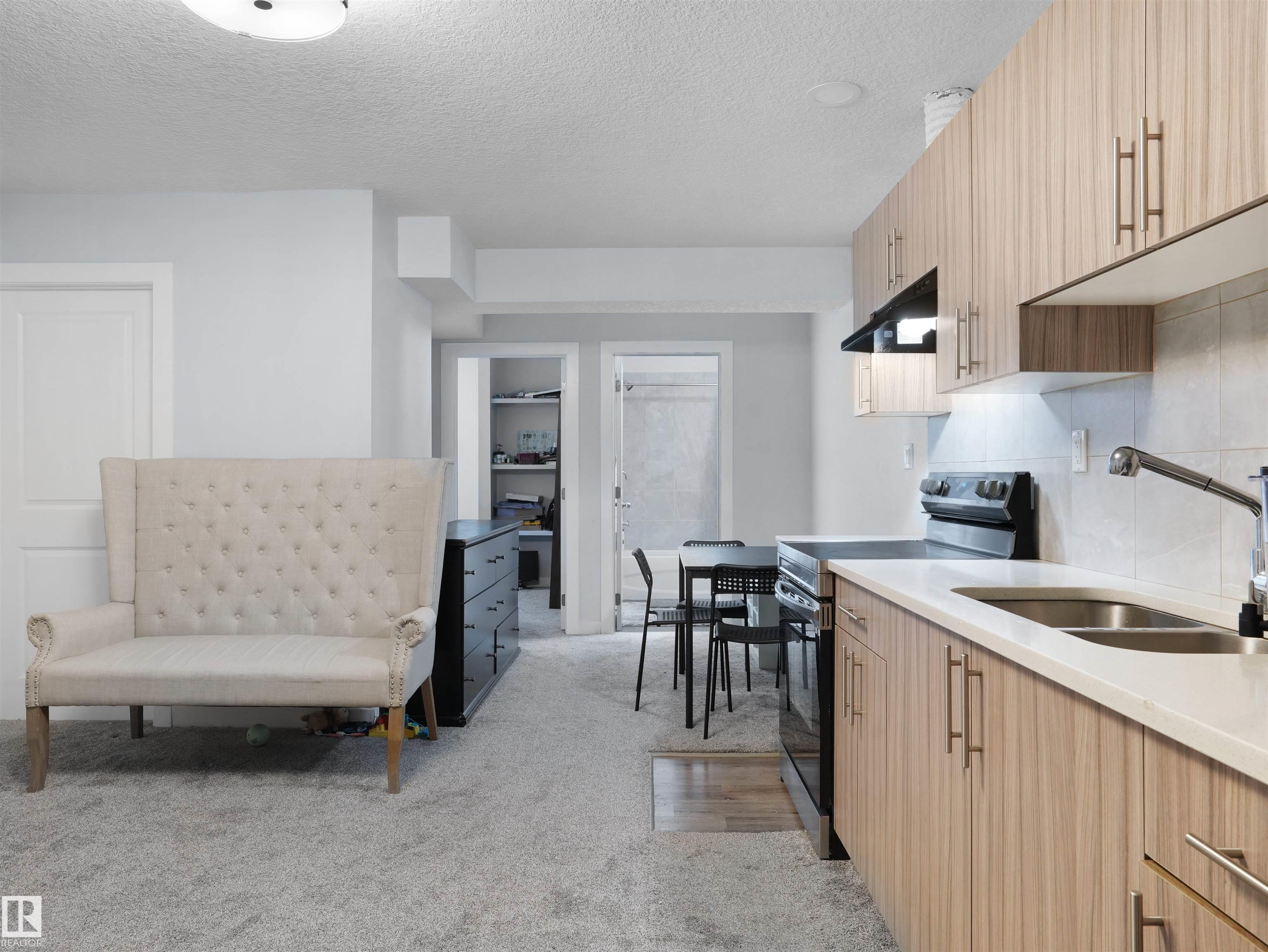 Photo 48 at 207 41 Avenue NW, Maple Crest, Edmonton