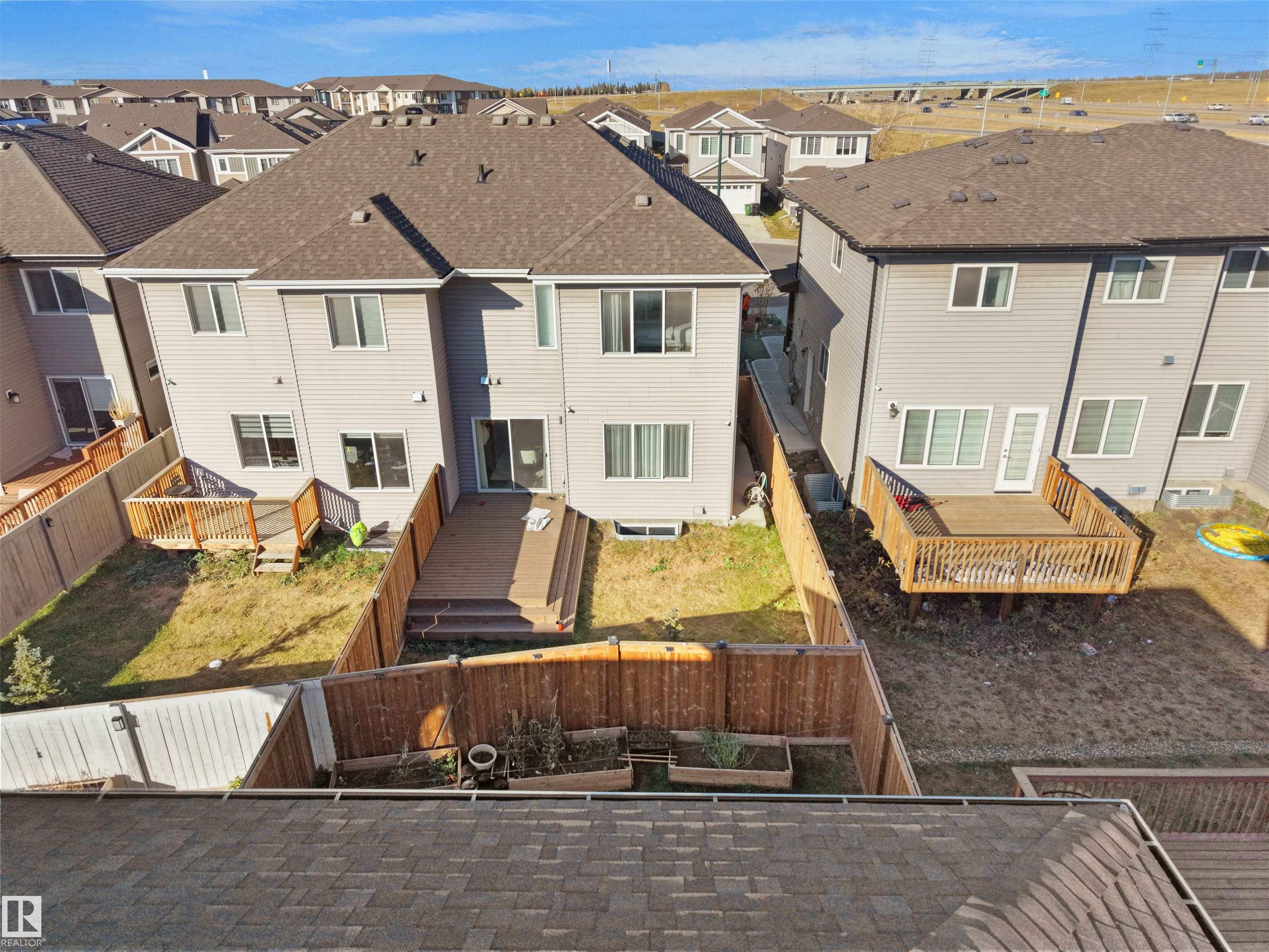 Photo 60 at 207 41 Avenue NW, Maple Crest, Edmonton