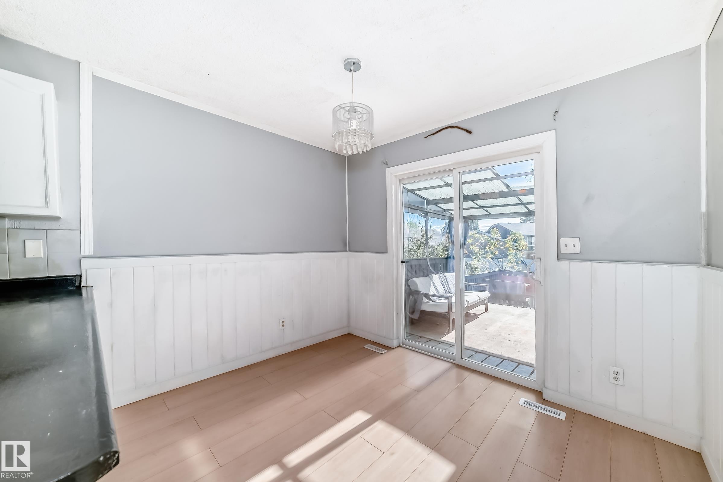 Photo 12 at 325 Warwick Road NW, Dunluce, Edmonton