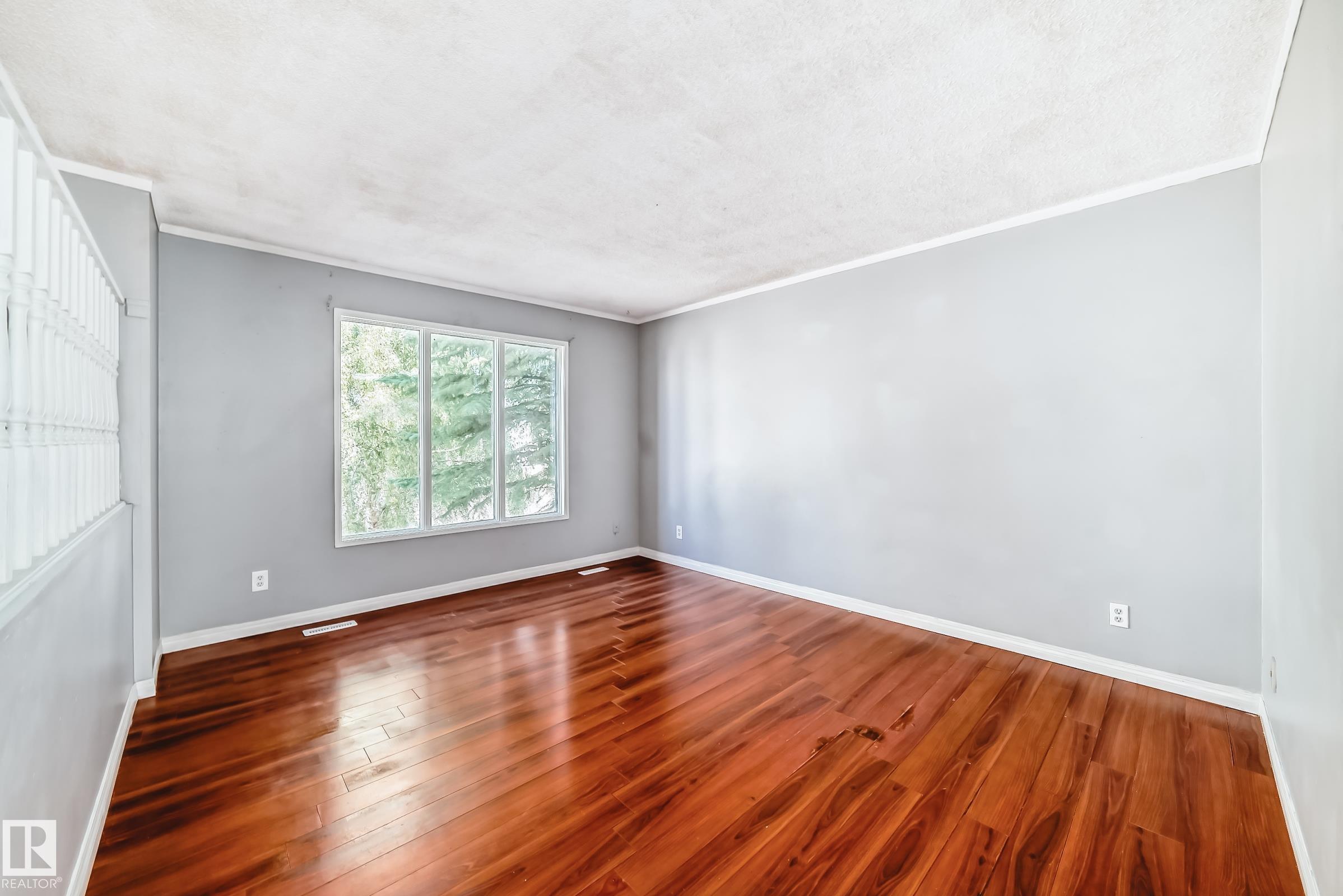 Photo 17 at 325 Warwick Road NW, Dunluce, Edmonton