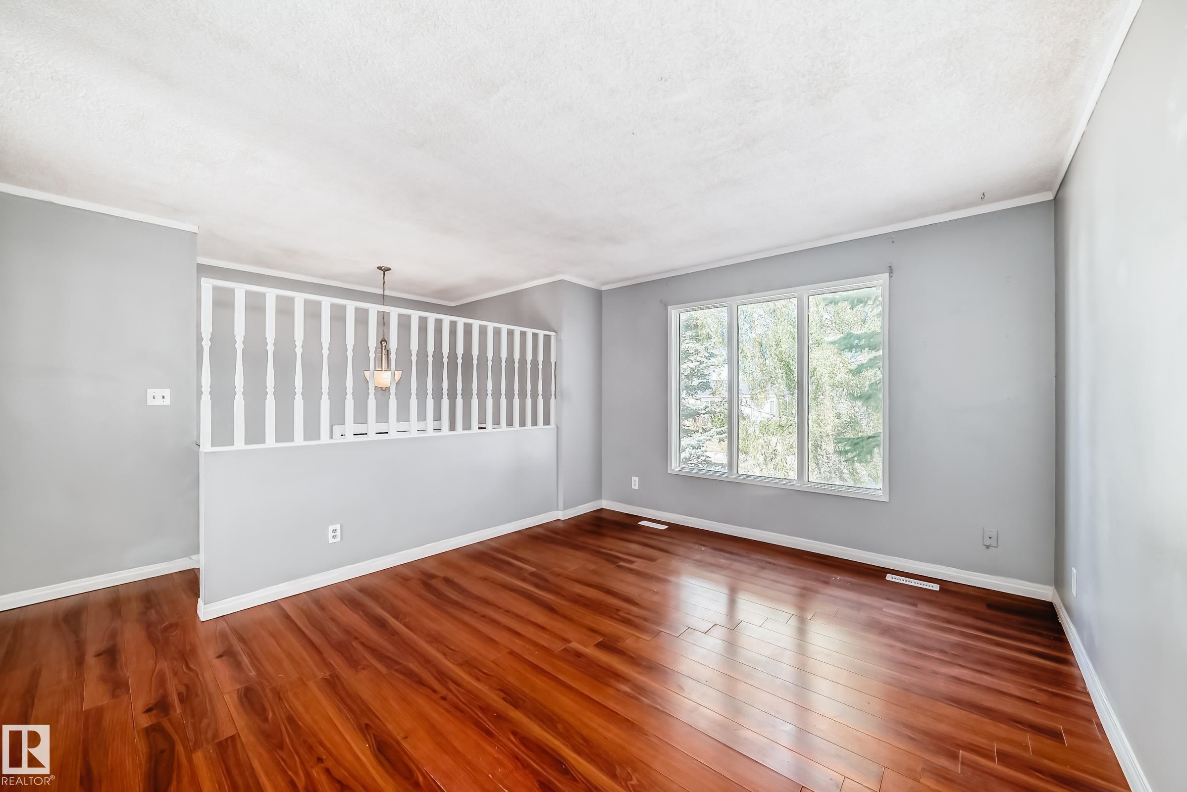 Photo 18 at 325 Warwick Road NW, Dunluce, Edmonton