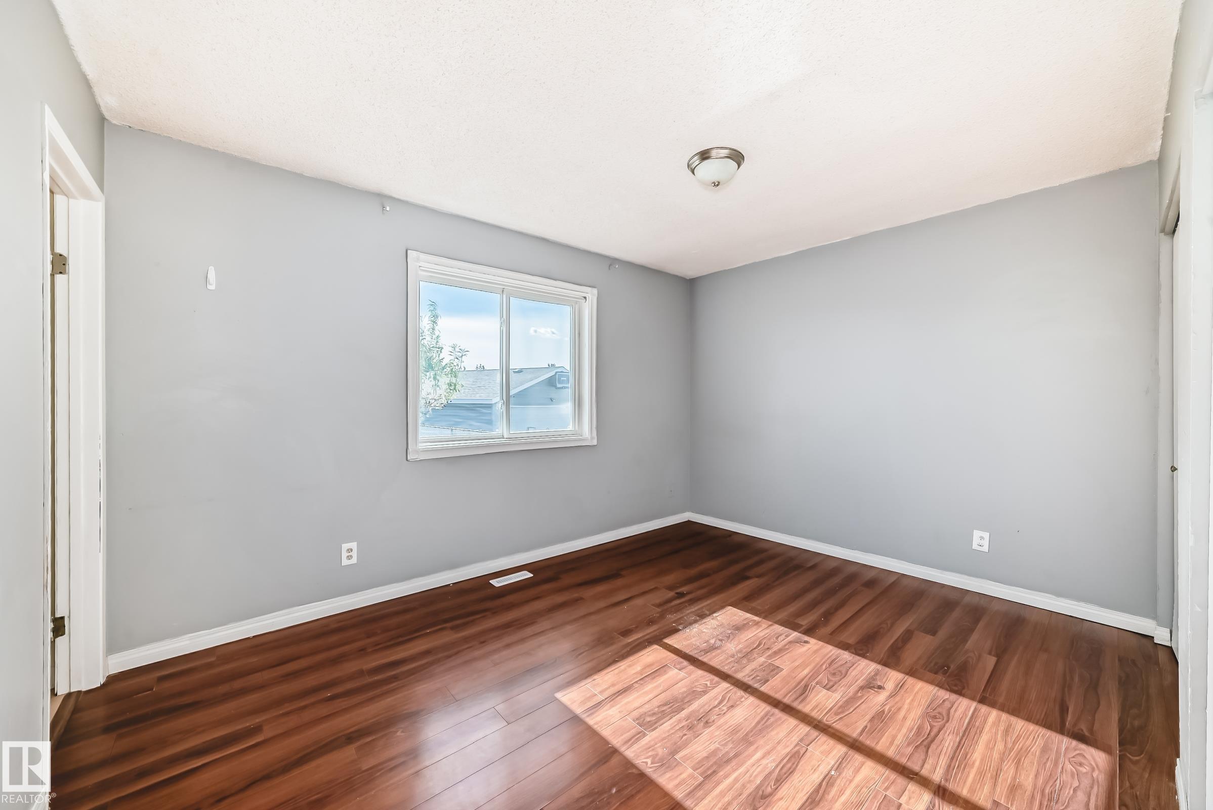 Photo 21 at 325 Warwick Road NW, Dunluce, Edmonton