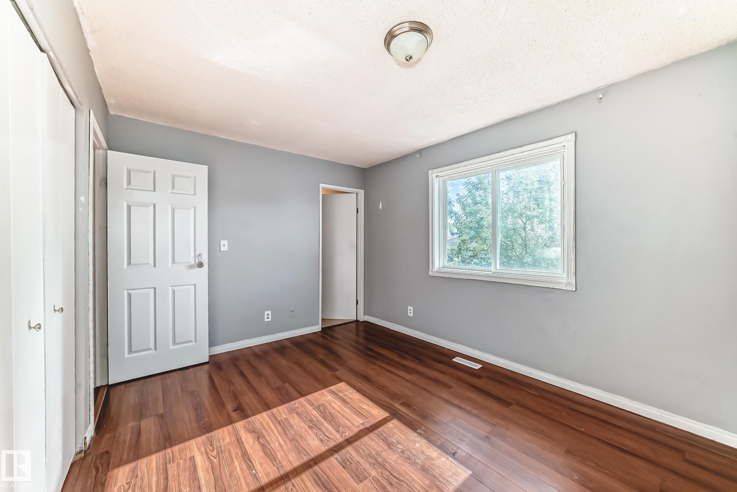 Photo 22 at 325 Warwick Road NW, Dunluce, Edmonton