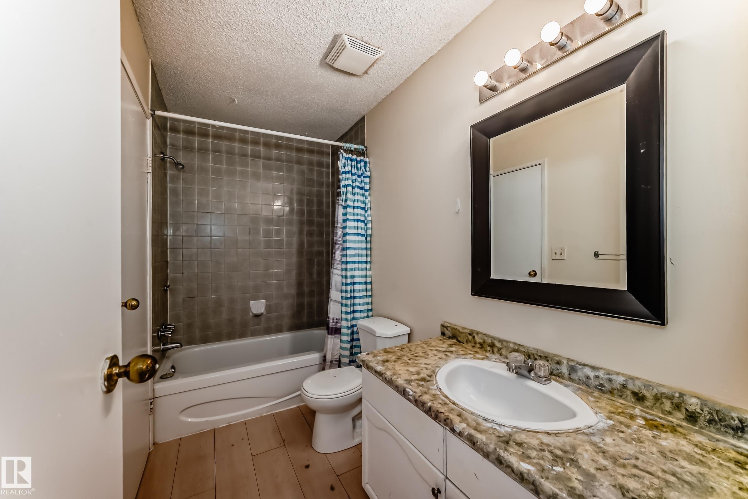 Photo 24 at 325 Warwick Road NW, Dunluce, Edmonton