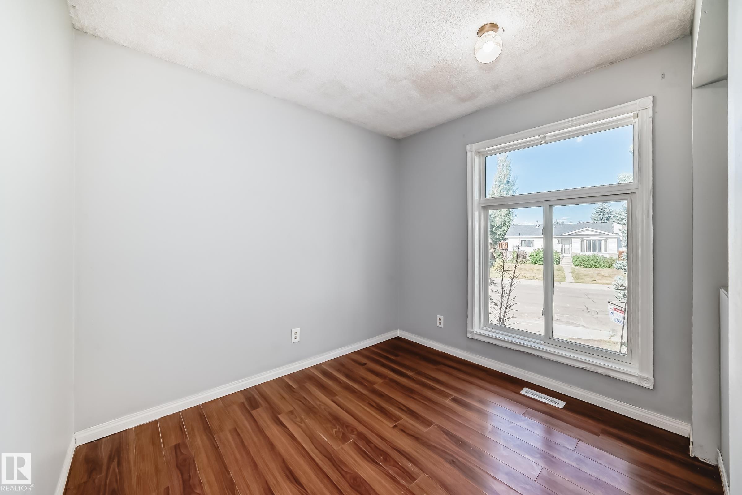 Photo 30 at 325 Warwick Road NW, Dunluce, Edmonton