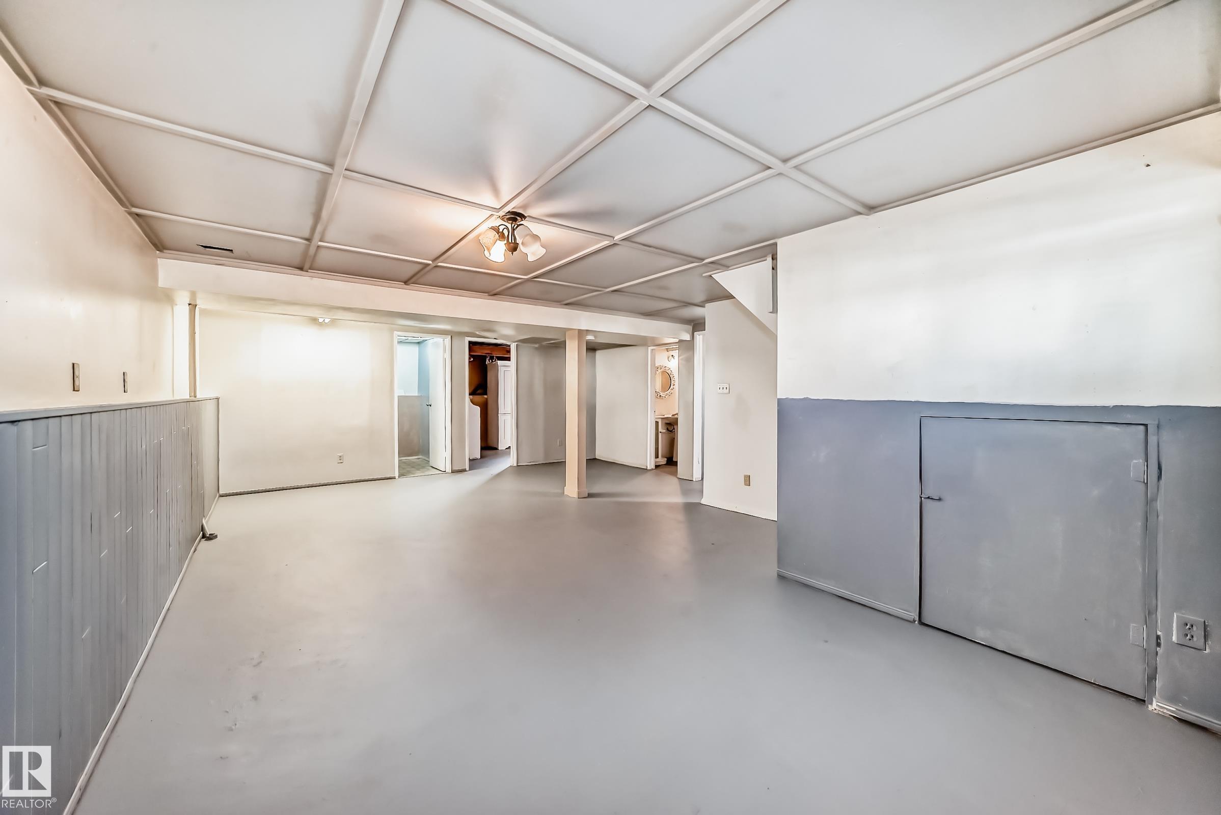 Photo 38 at 325 Warwick Road NW, Dunluce, Edmonton