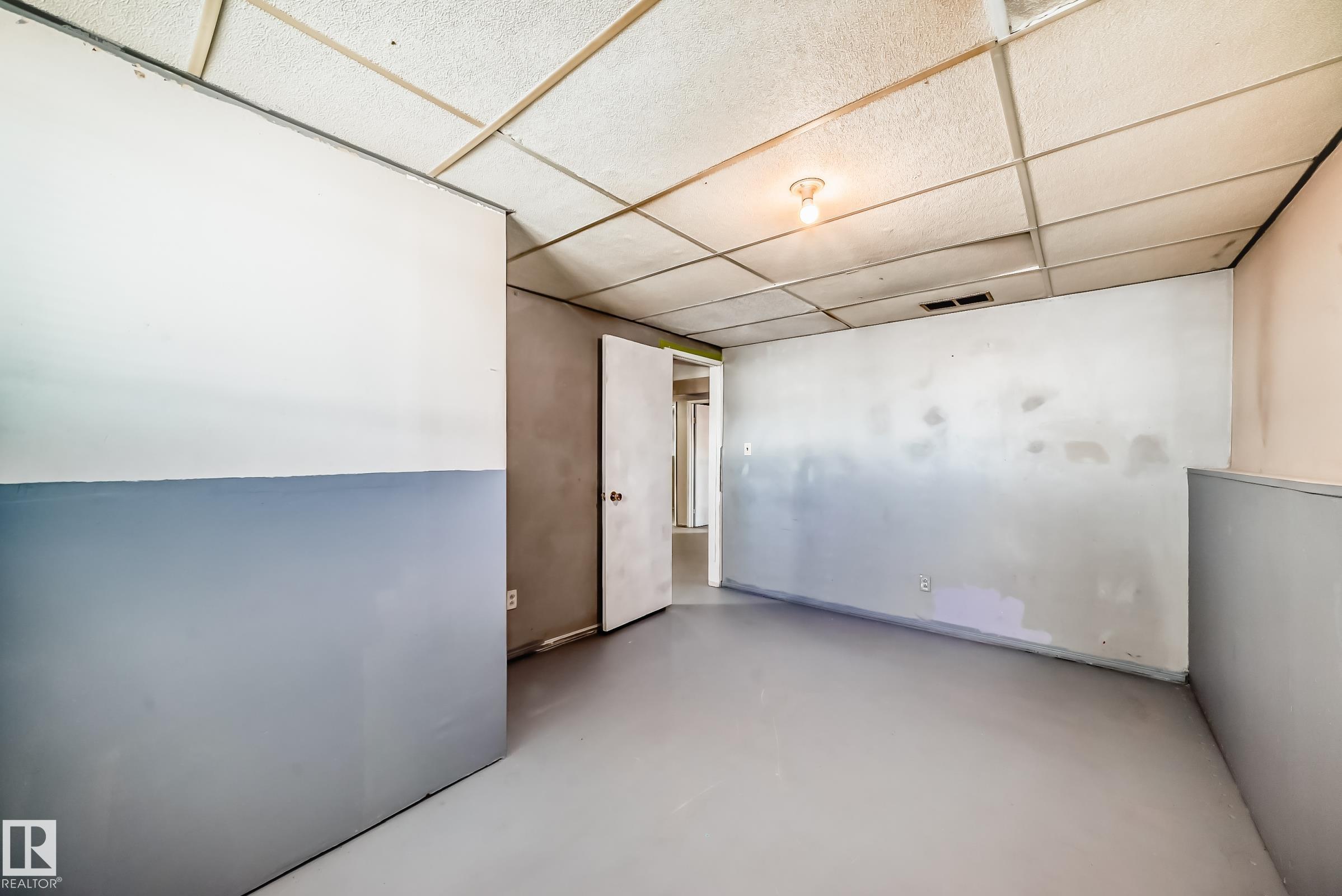 Photo 41 at 325 Warwick Road NW, Dunluce, Edmonton