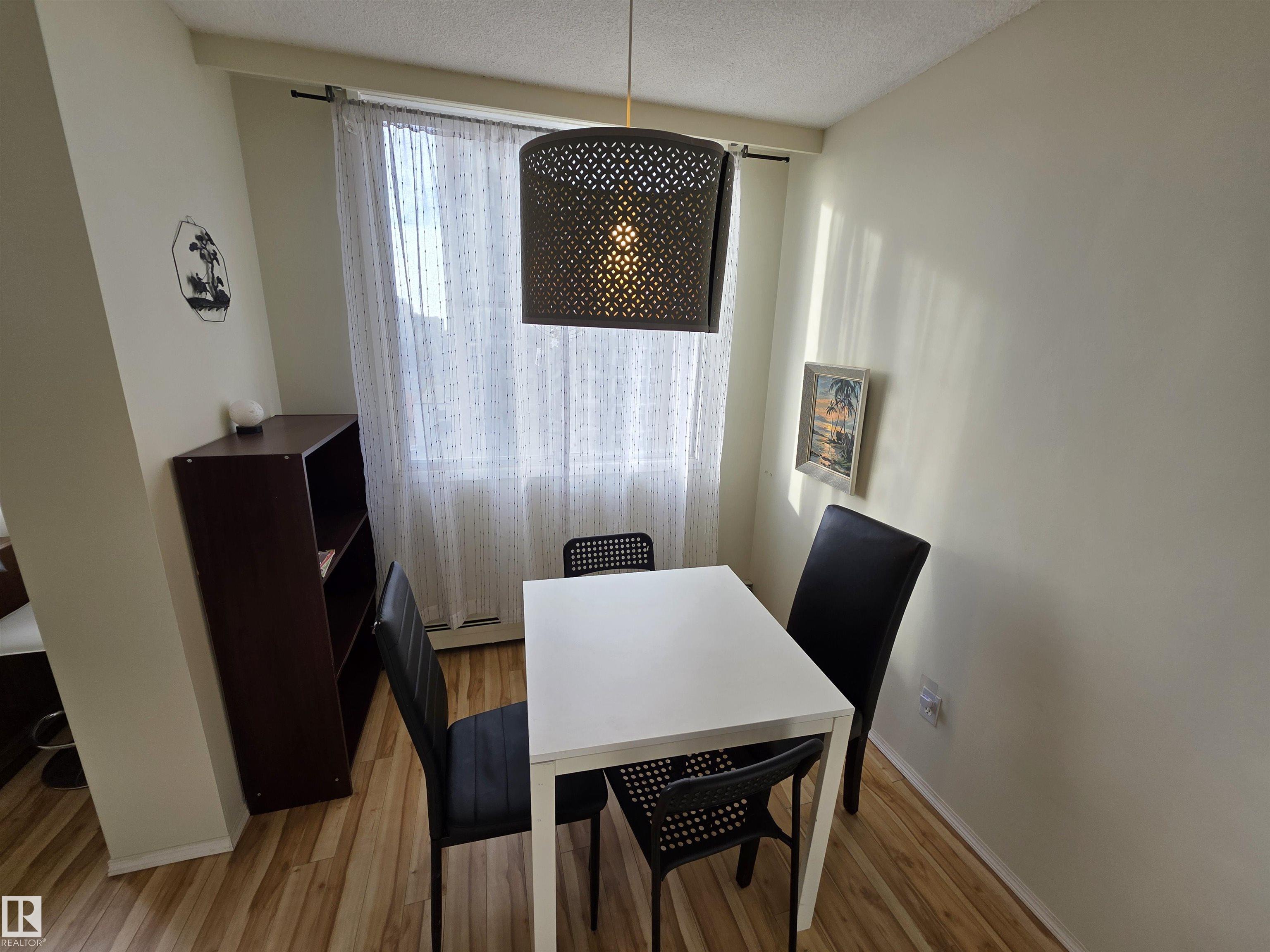 Photo 6 at 810 - 9909 104 Street NW, Downtown, Edmonton