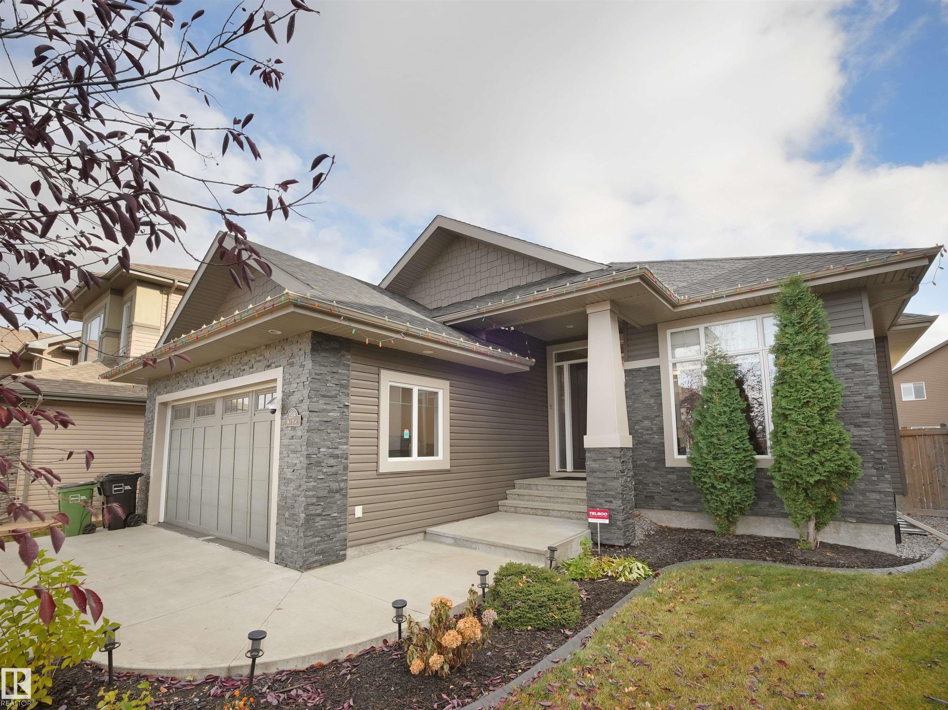 Photo 4 at 3509 West Place NW, Windermere, Edmonton