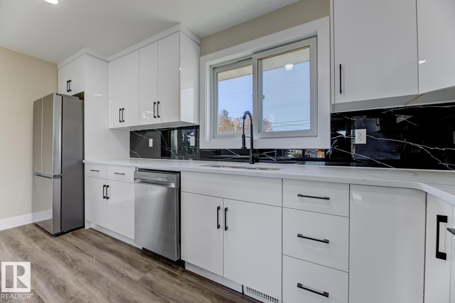 Photo 10 at 12904 95a Street NW, Killarney, Edmonton