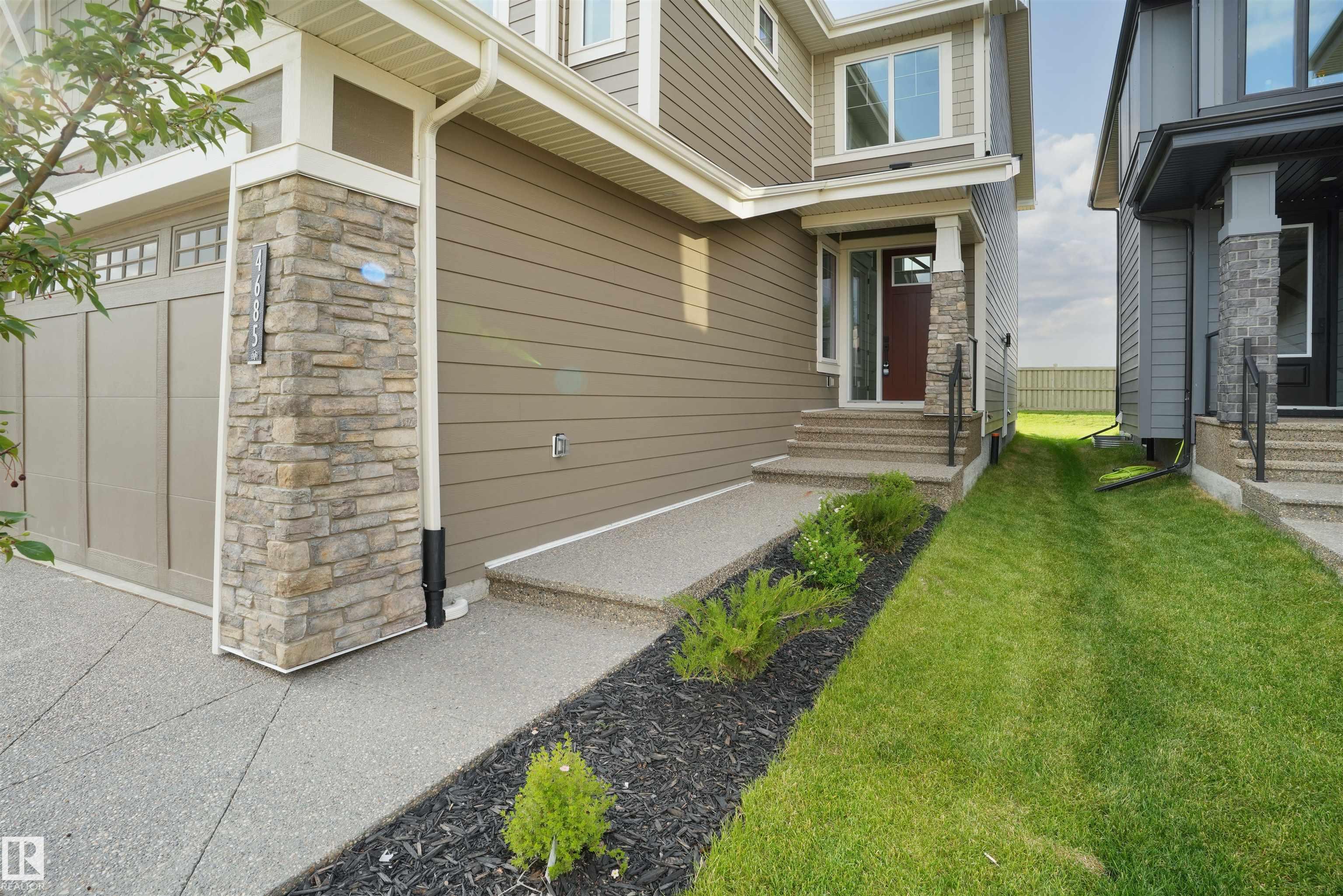 Photo 2 at 4685 Chegwin Wynd SW, Chappelle Area, Edmonton