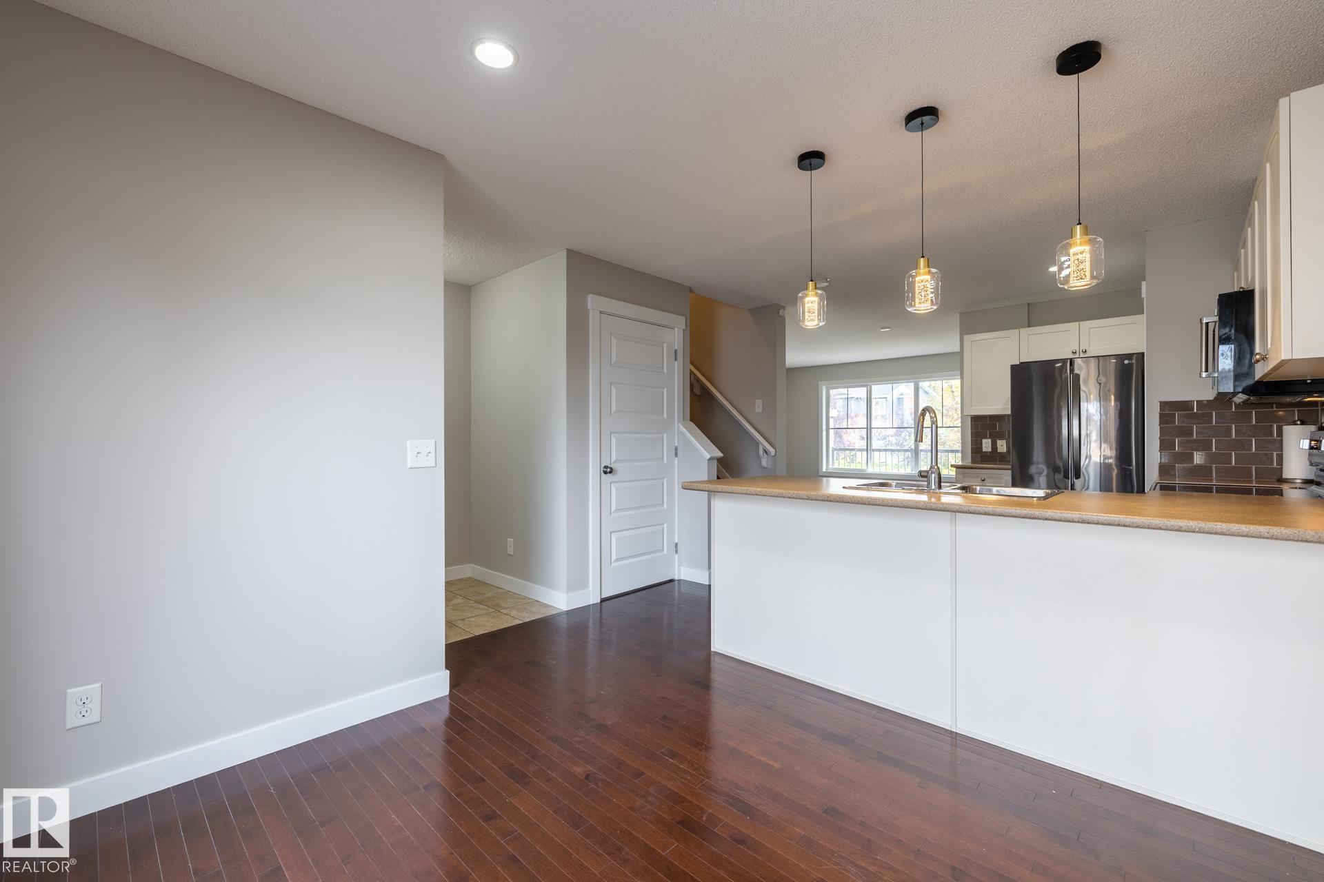 Photo 18 at 512 Chappelle SW, Chappelle Area, Edmonton