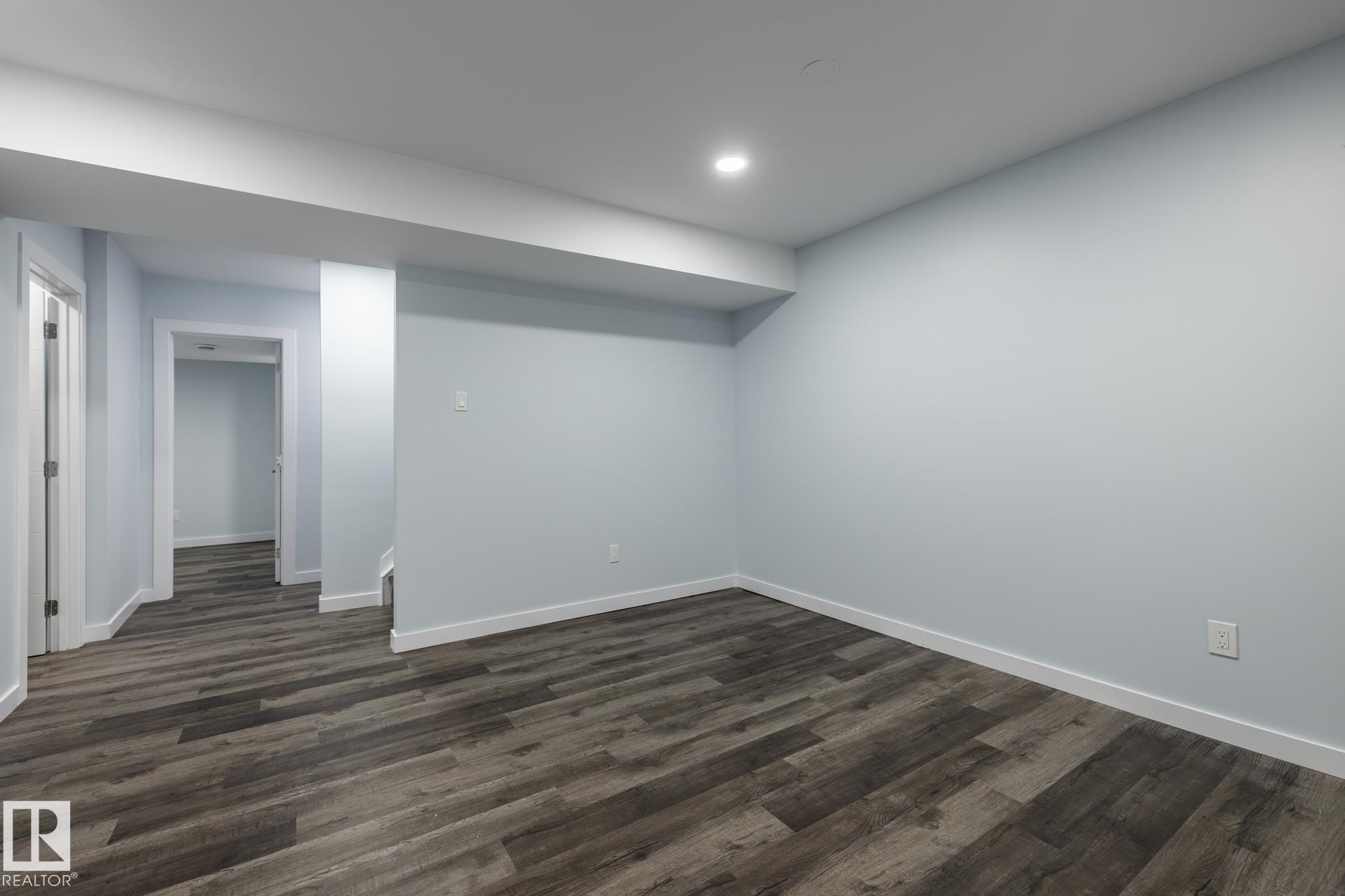 Photo 59 at 512 Chappelle SW, Chappelle Area, Edmonton