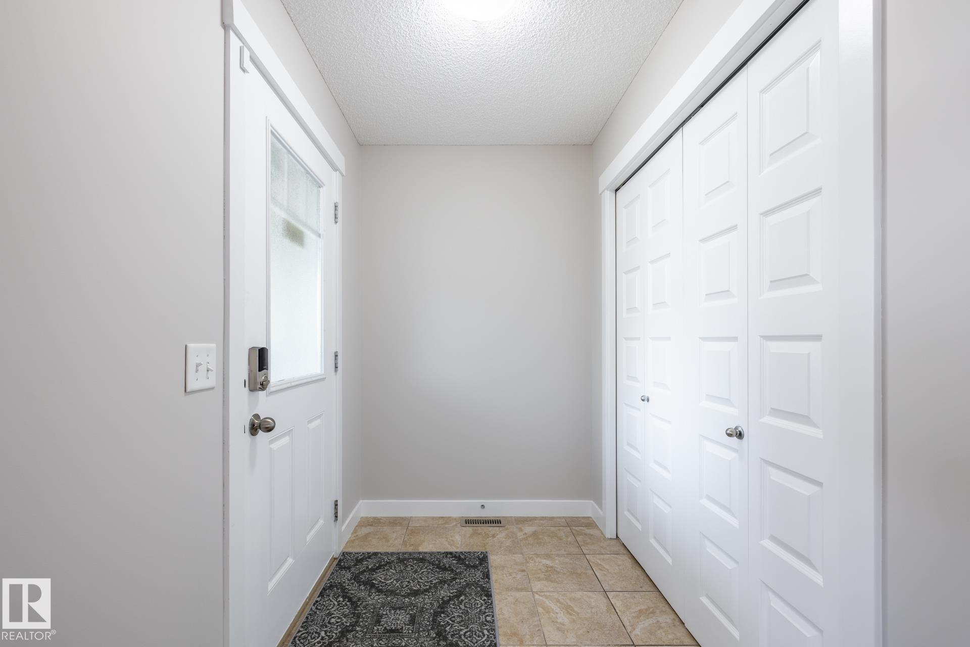 Photo 8 at 512 Chappelle SW, Chappelle Area, Edmonton