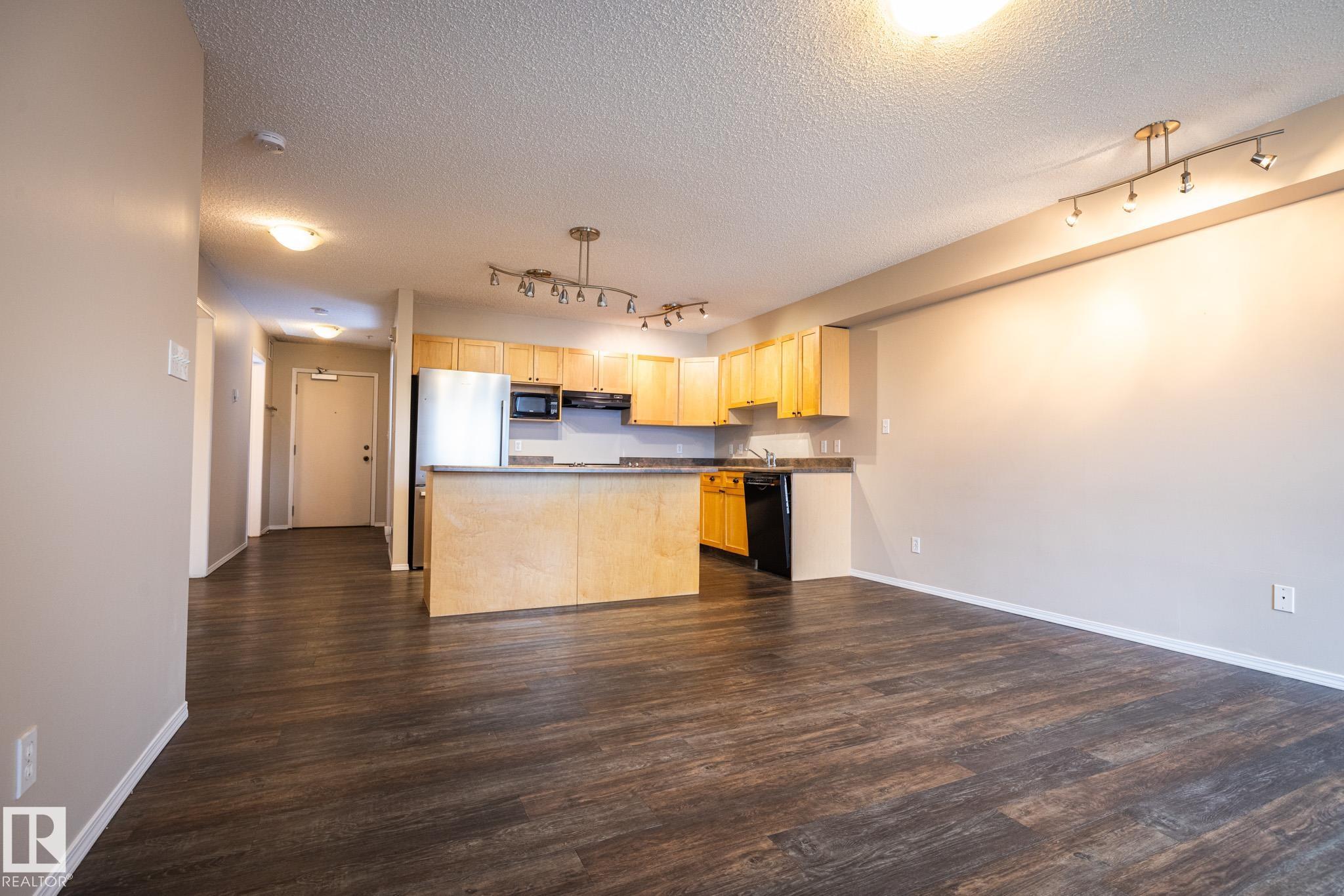 Photo 4 at 406 - 10311 111 Street NW, Downtown, Edmonton