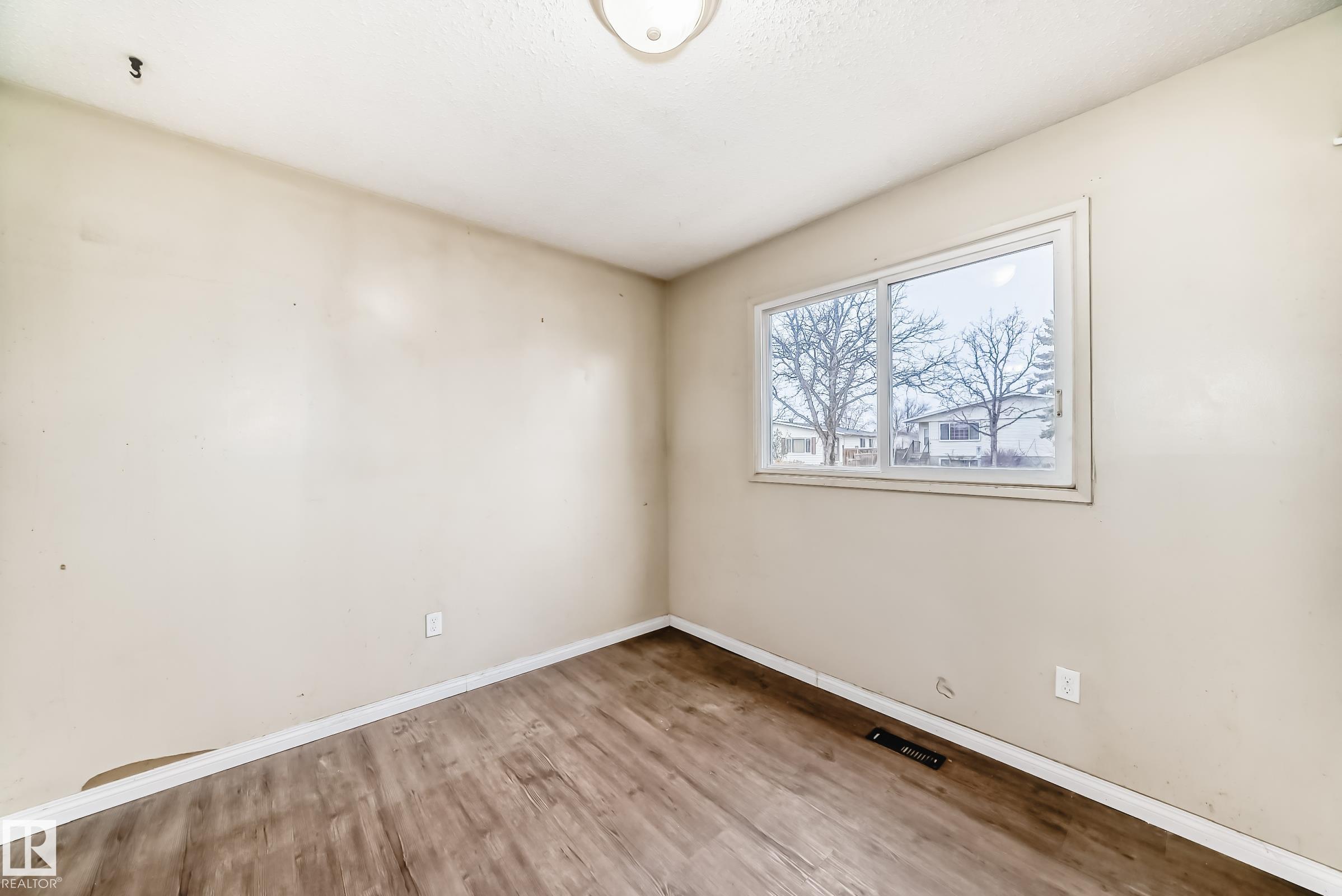 Photo 12 at 12607 161 Avenue NW, Dunluce, Edmonton