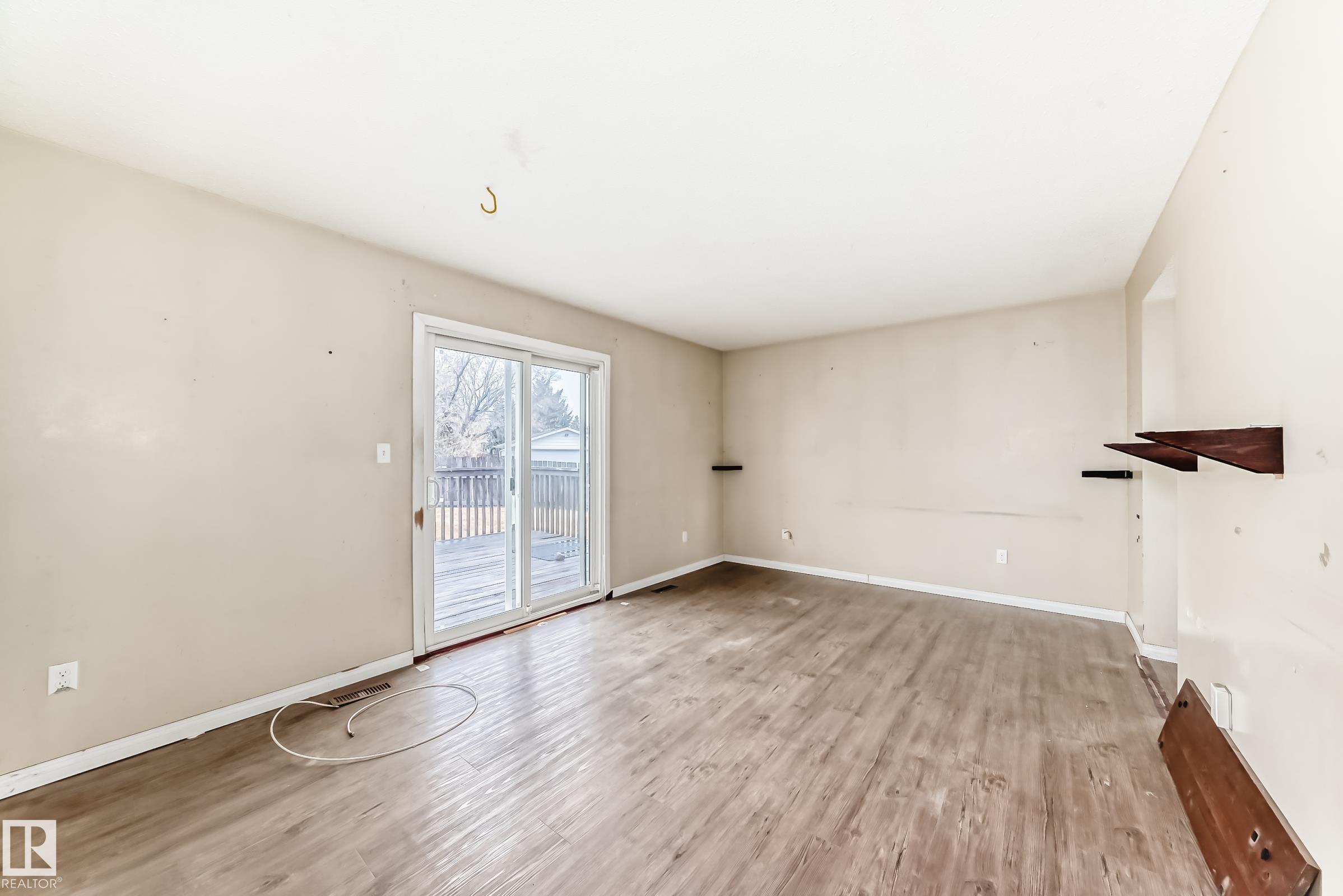 Photo 9 at 12607 161 Avenue NW, Dunluce, Edmonton
