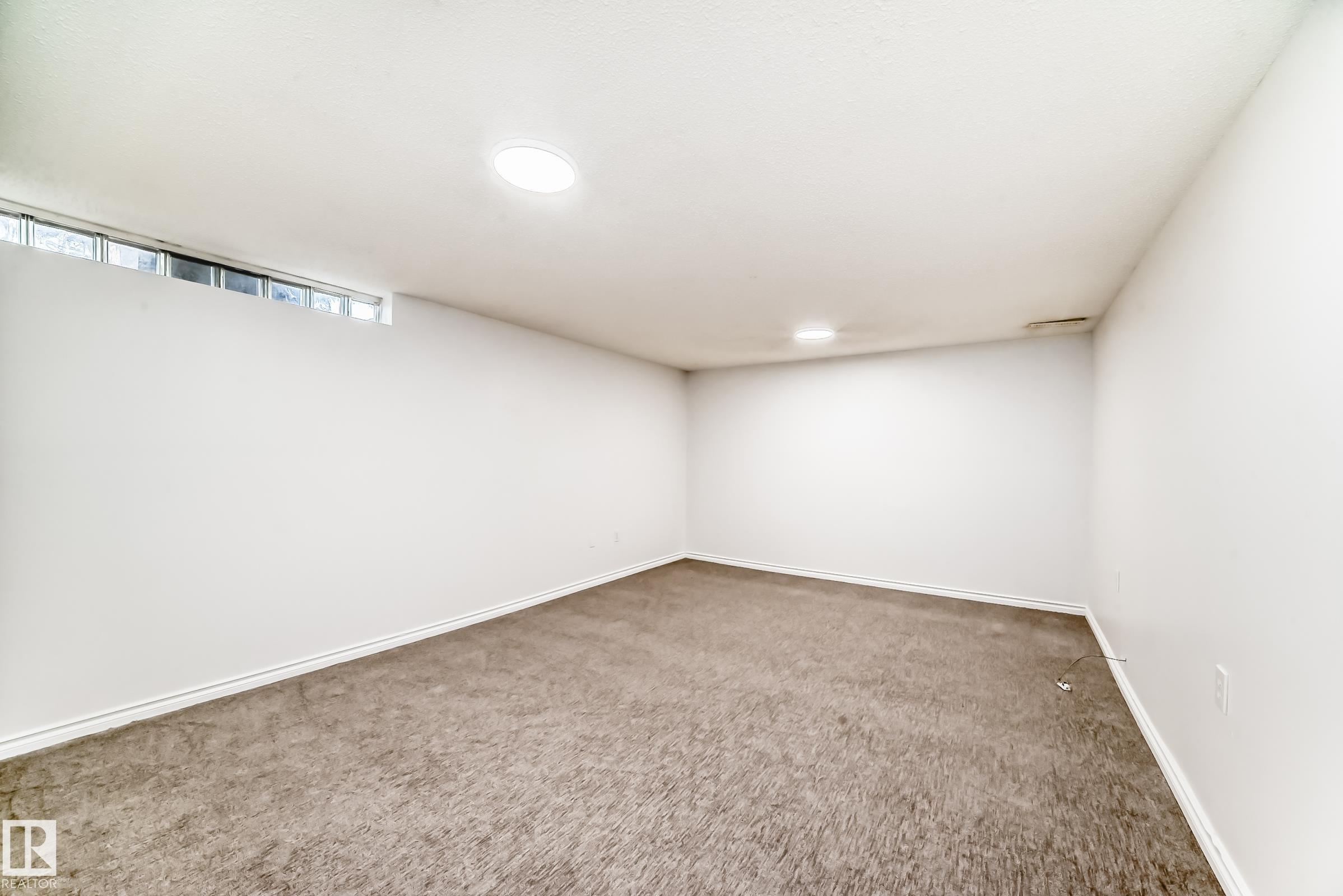 Photo 32 at 13319 85 Street NW, Glengarry, Edmonton