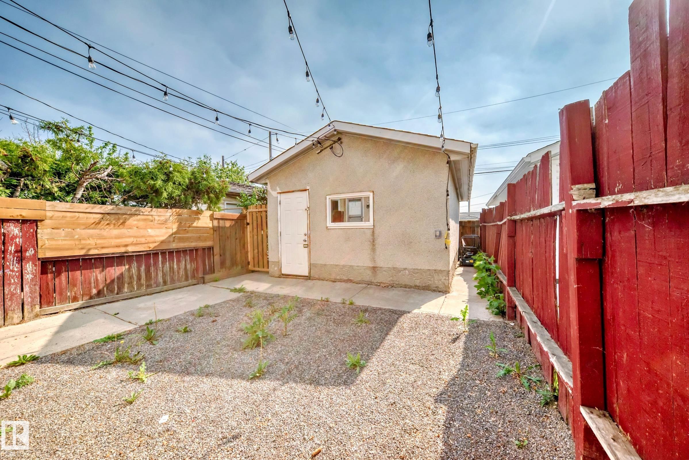 Photo 40 at 13319 85 Street NW, Glengarry, Edmonton