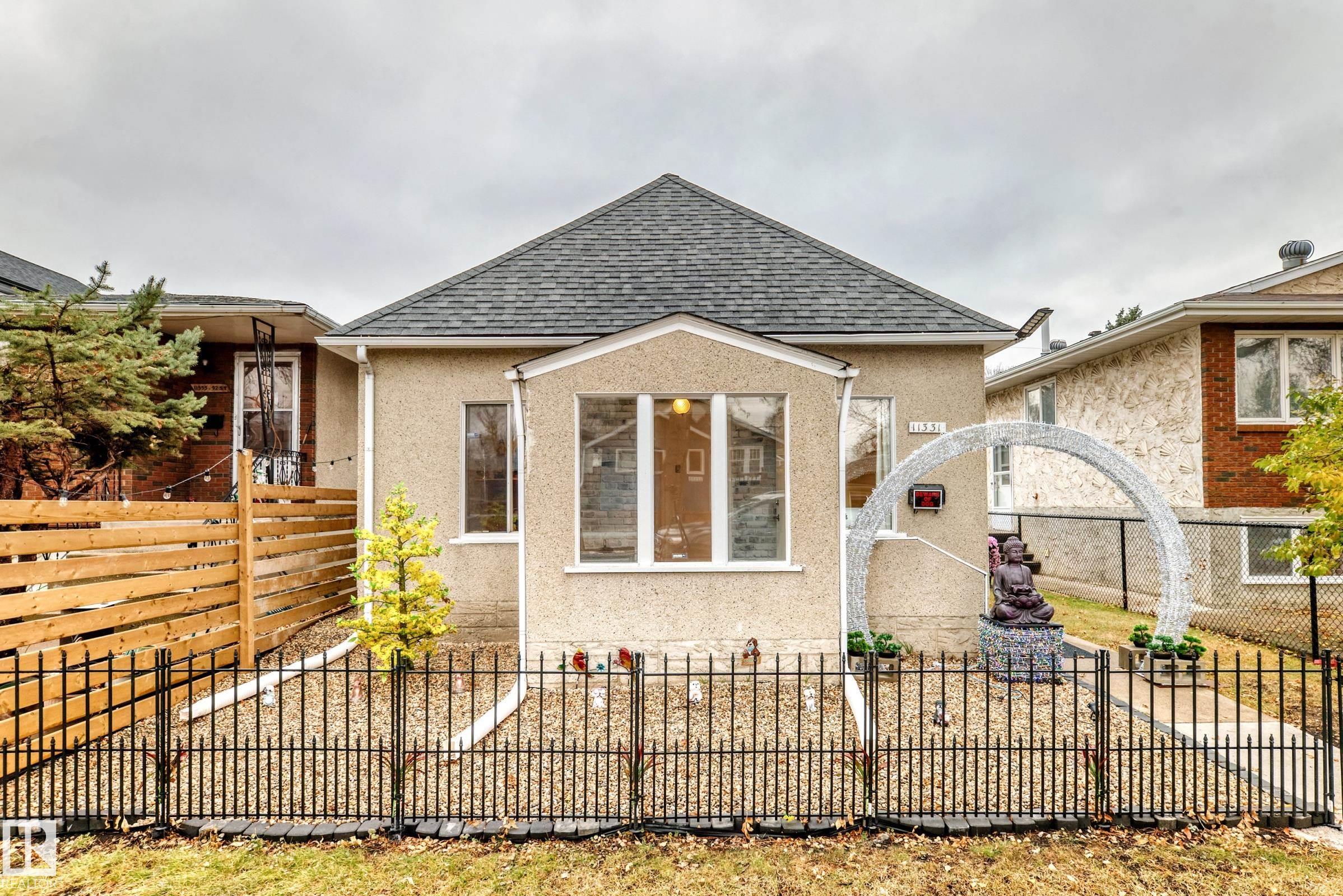 Photo 44 at 11331 92 Street NW, Alberta Avenue, Edmonton