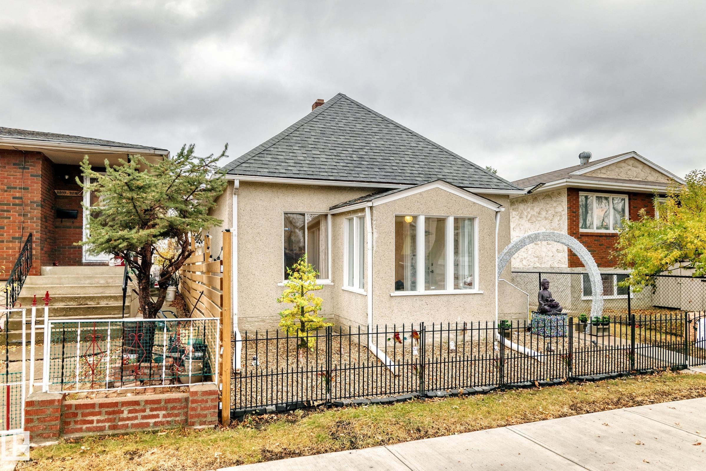 Photo 45 at 11331 92 Street NW, Alberta Avenue, Edmonton