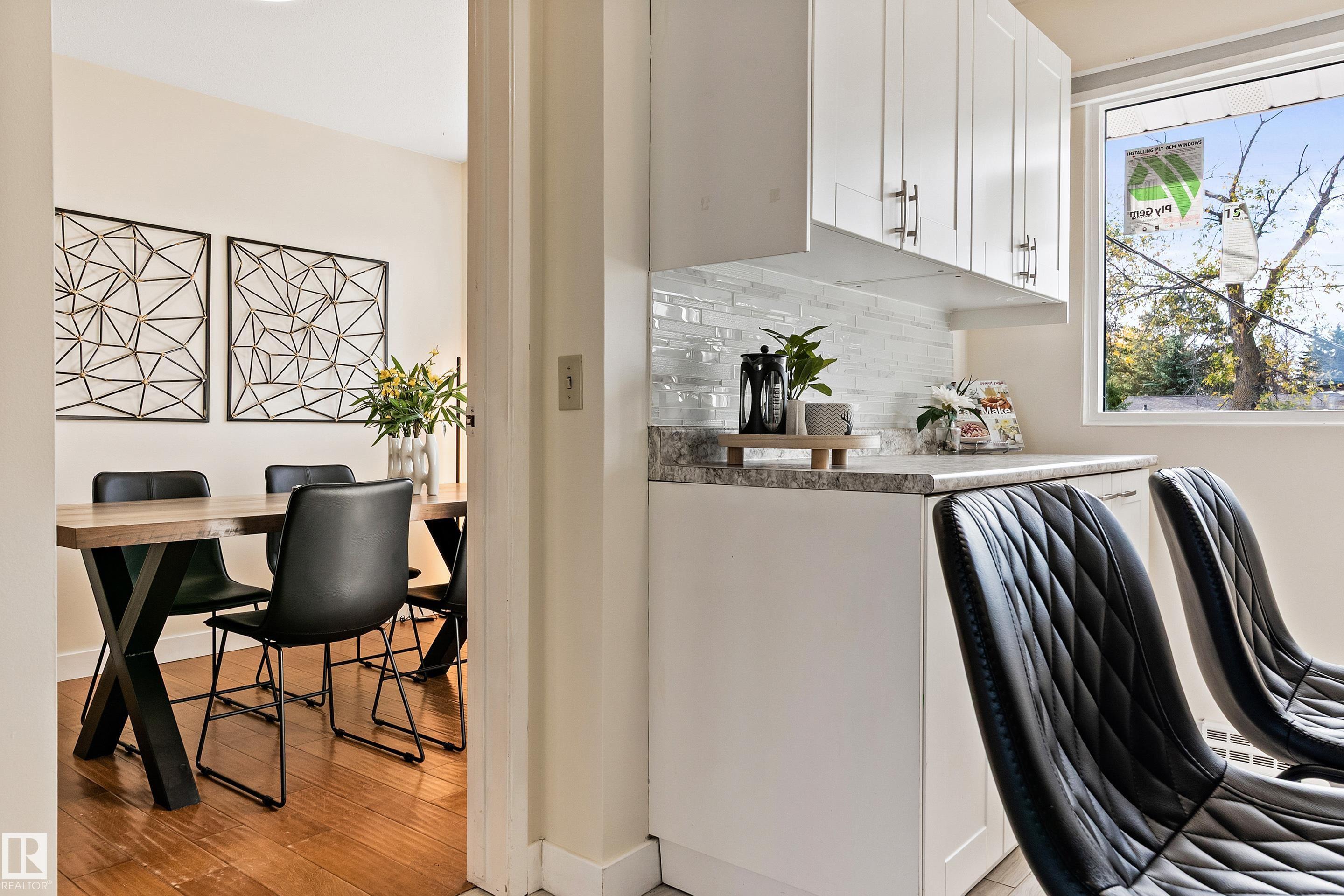 Photo 18 at 7203 93 Avenue NW, Ottewell, Edmonton