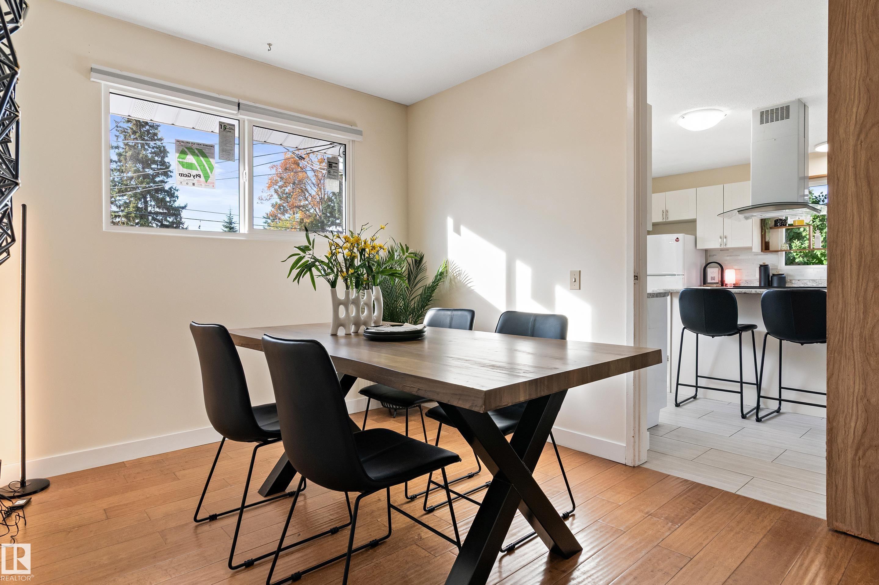 Photo 20 at 7203 93 Avenue NW, Ottewell, Edmonton