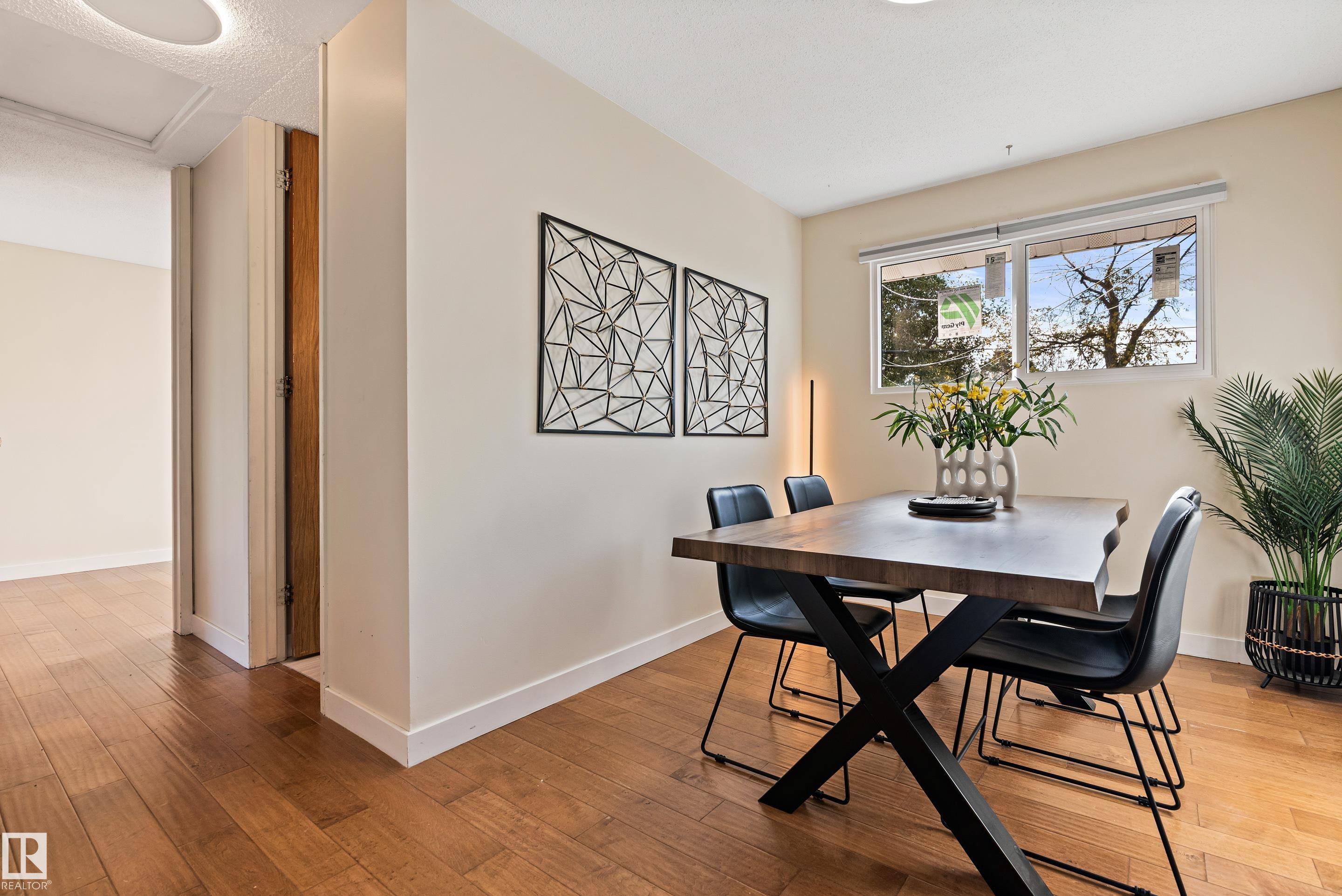 Photo 22 at 7203 93 Avenue NW, Ottewell, Edmonton