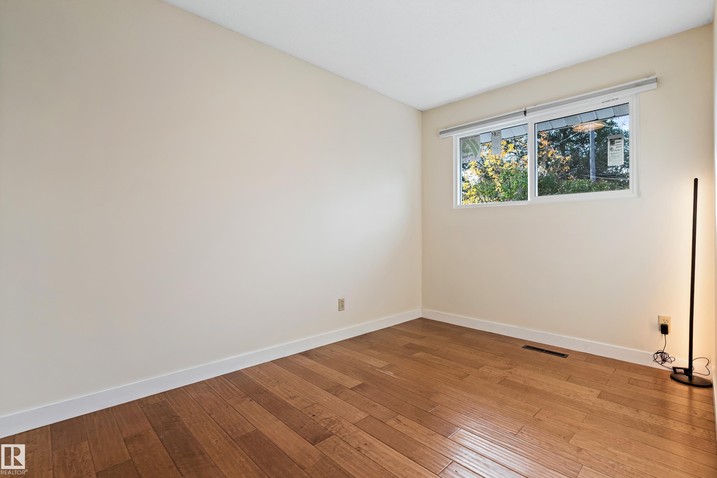 Photo 29 at 7203 93 Avenue NW, Ottewell, Edmonton