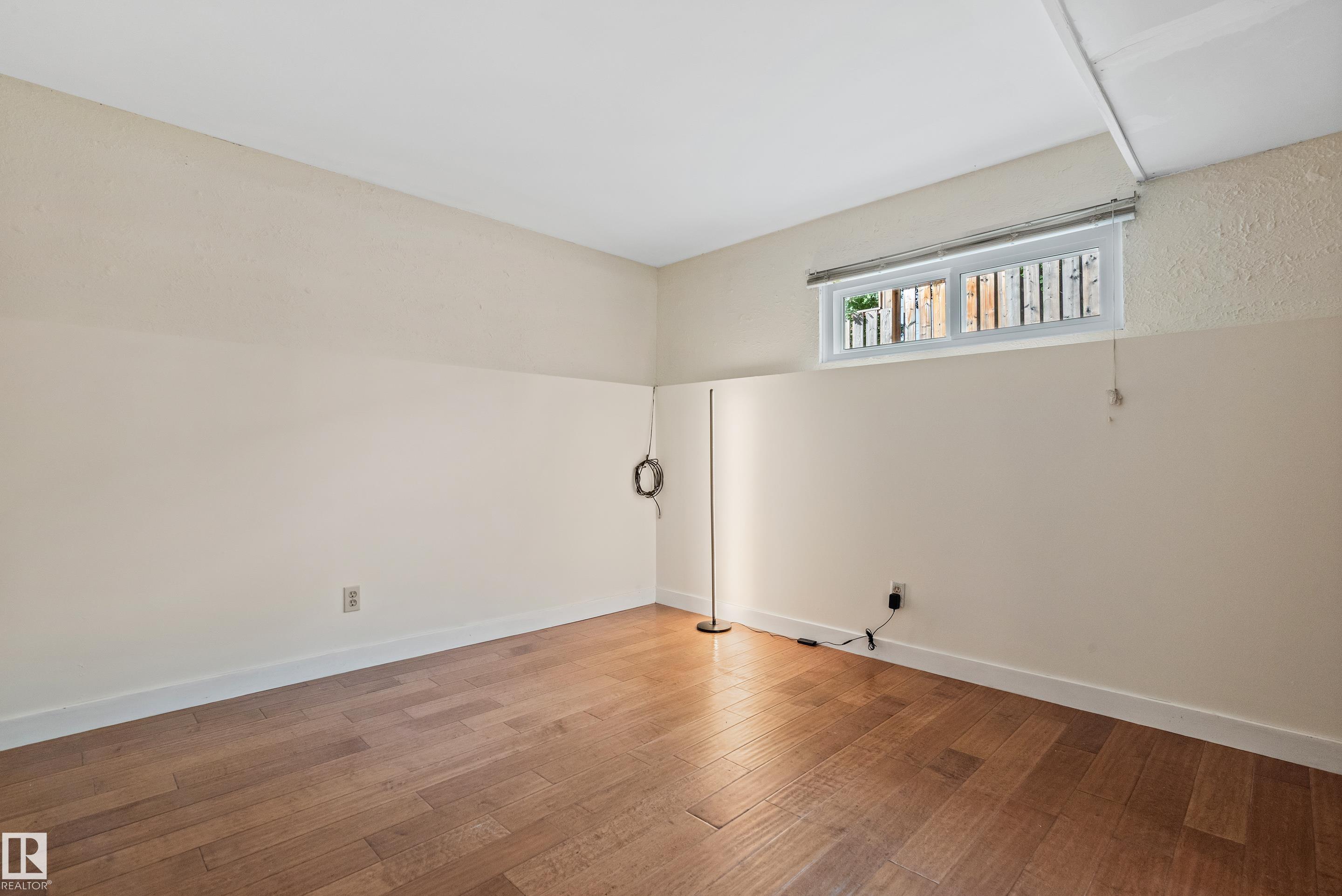 Photo 36 at 7203 93 Avenue NW, Ottewell, Edmonton