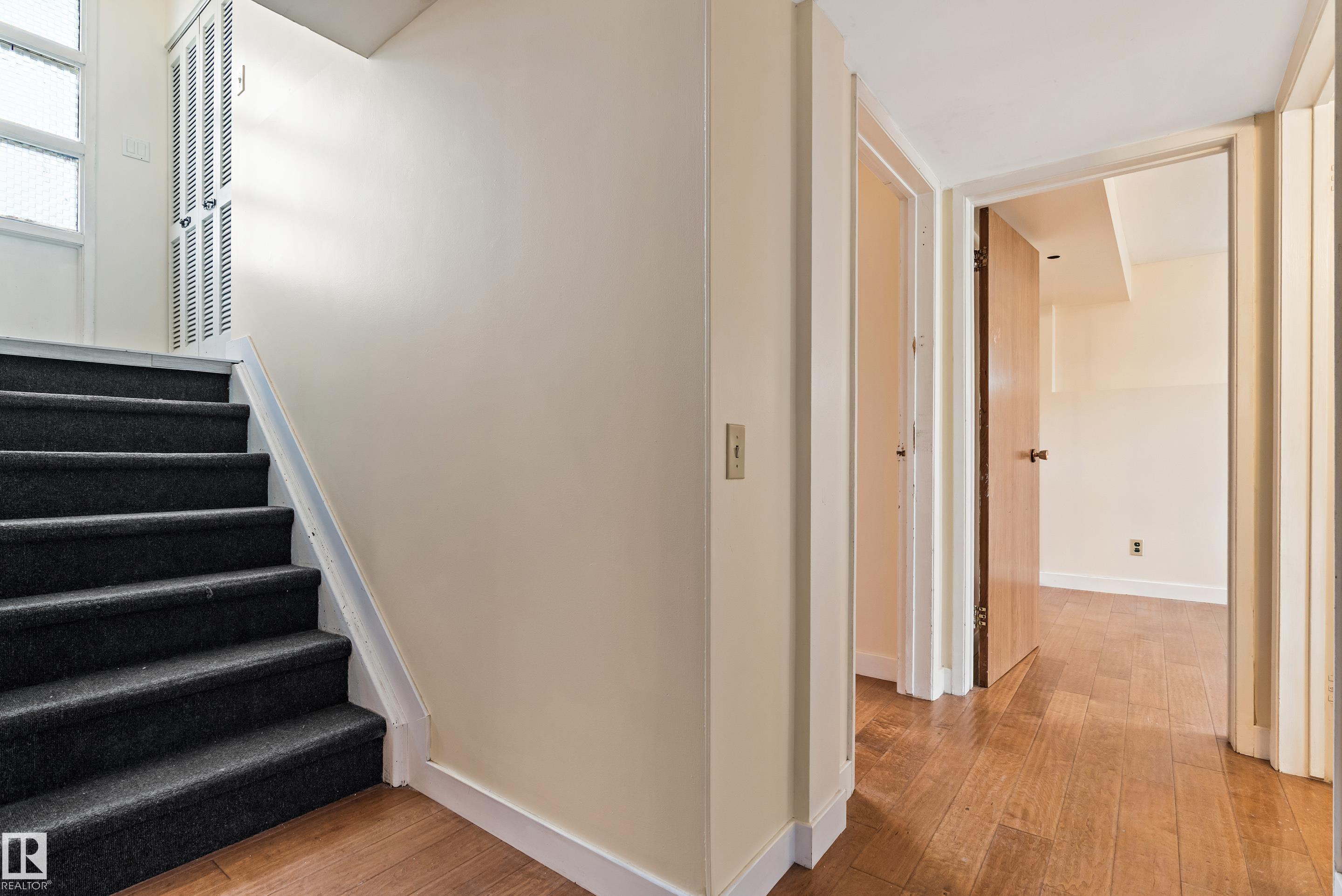 Photo 37 at 7203 93 Avenue NW, Ottewell, Edmonton