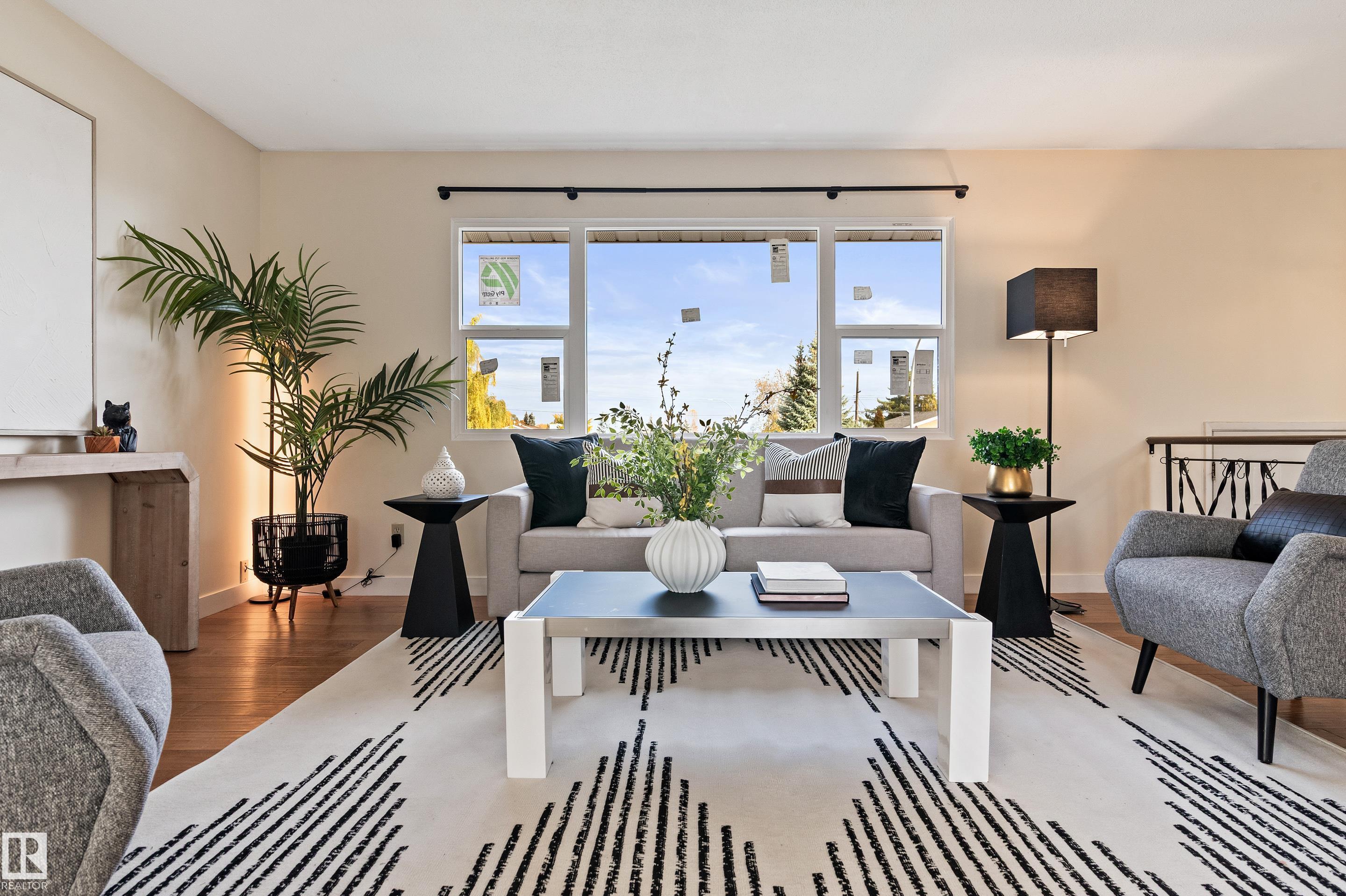 Photo 8 at 7203 93 Avenue NW, Ottewell, Edmonton